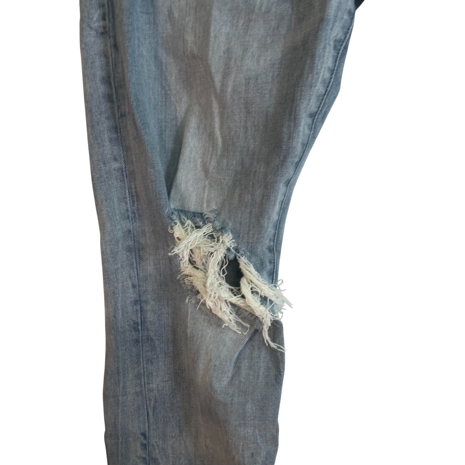 Purple Brand Purple Brand Light Wash Ripped Jeans Size US 36 / EU 52 - 3 Thumbnail