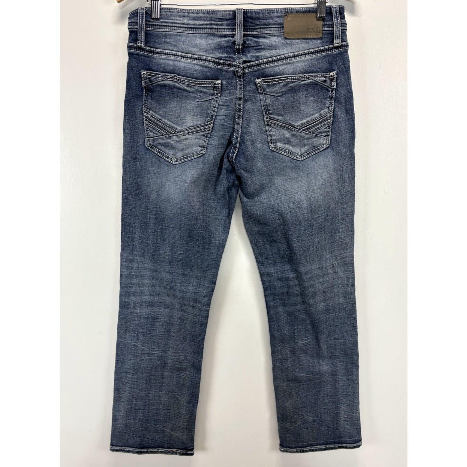 BKE BKE Jake Jeans Mens 32x32 32x30.5 Blue Denim Straight Leg Medium Wash 5-Pocket Style Belt Loops Regular Rise Mid Inseam 30.5 Cotton Denim Jacket? Size US 32 / EU 48 - 3 Thumbnail