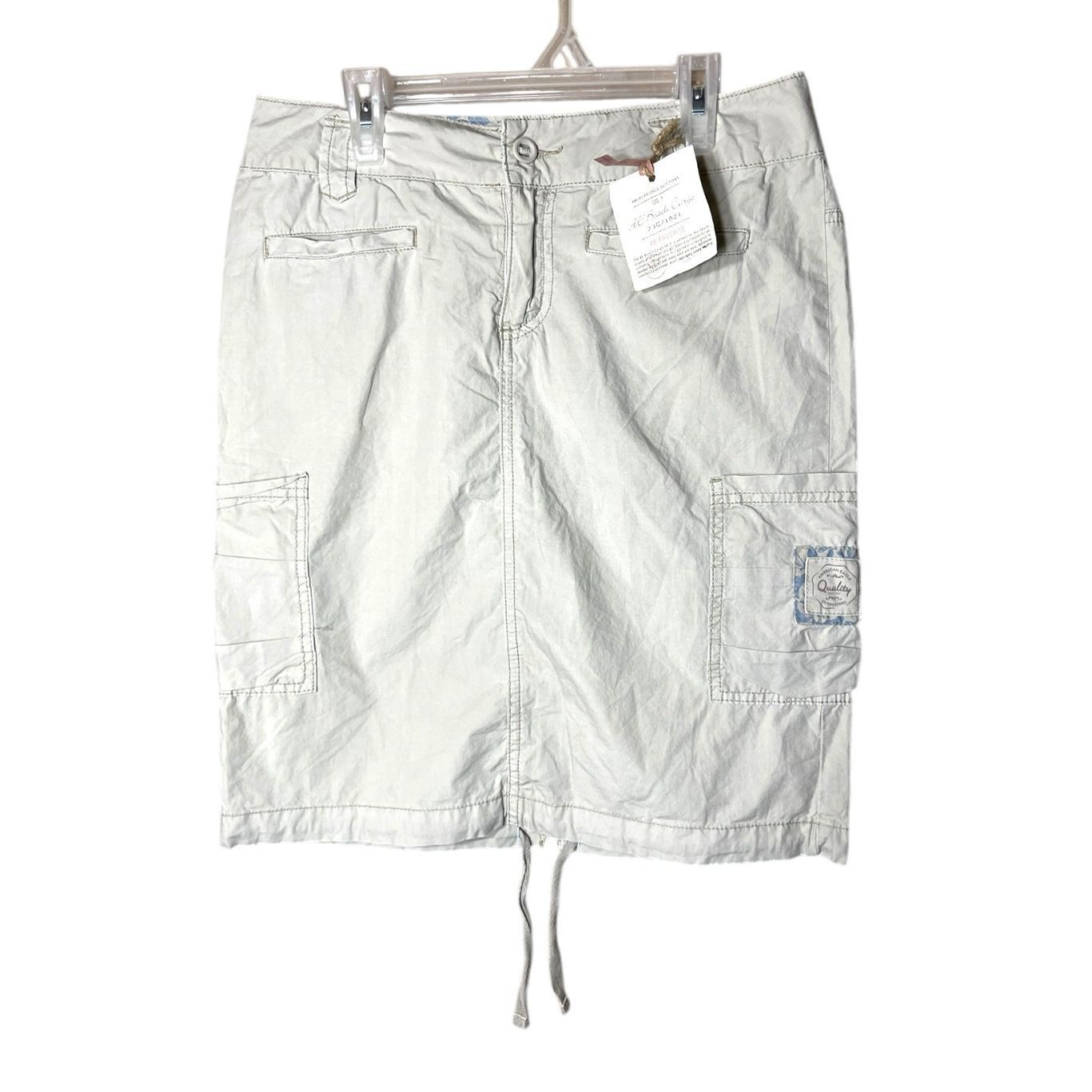 American Eagle Outfitters American Eagle Y2K Beach Cargo Tan Skirt Size 2 NWT Size 26" / US 2 / IT 38 - 1 Thumbnail