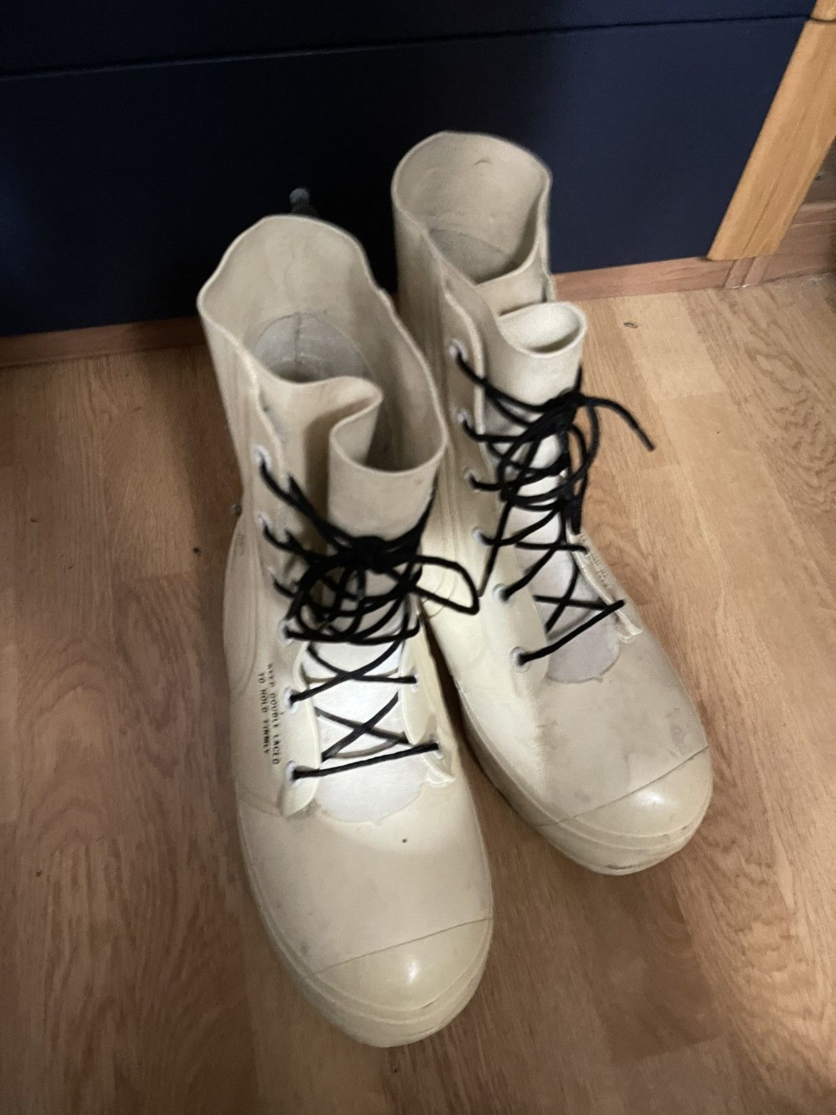 Other bunny boots Size US 10.5 / EU 43-44 - 1 Thumbnail