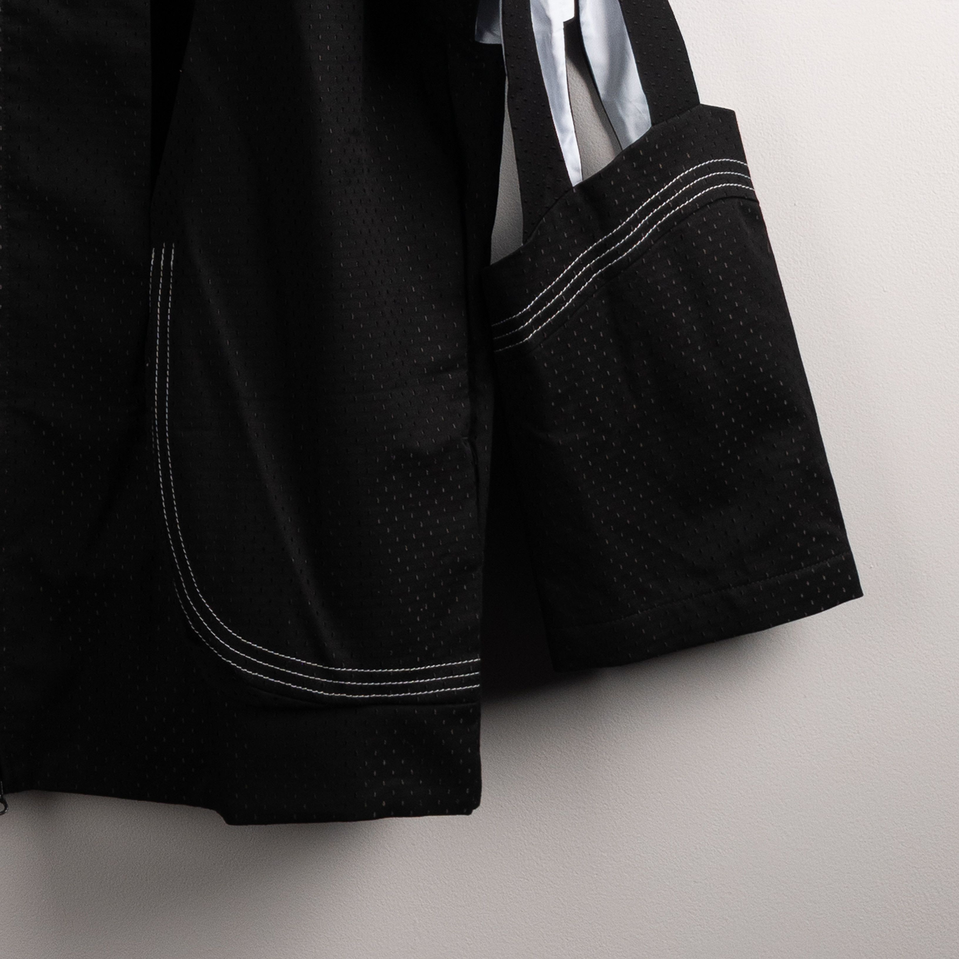 Kiko Kostadinov Kiko Kostadinov SS21 'Hydra' Cut Out Shell Jacket Black Size US XL / EU 56 / 4 - 11 Thumbnail
