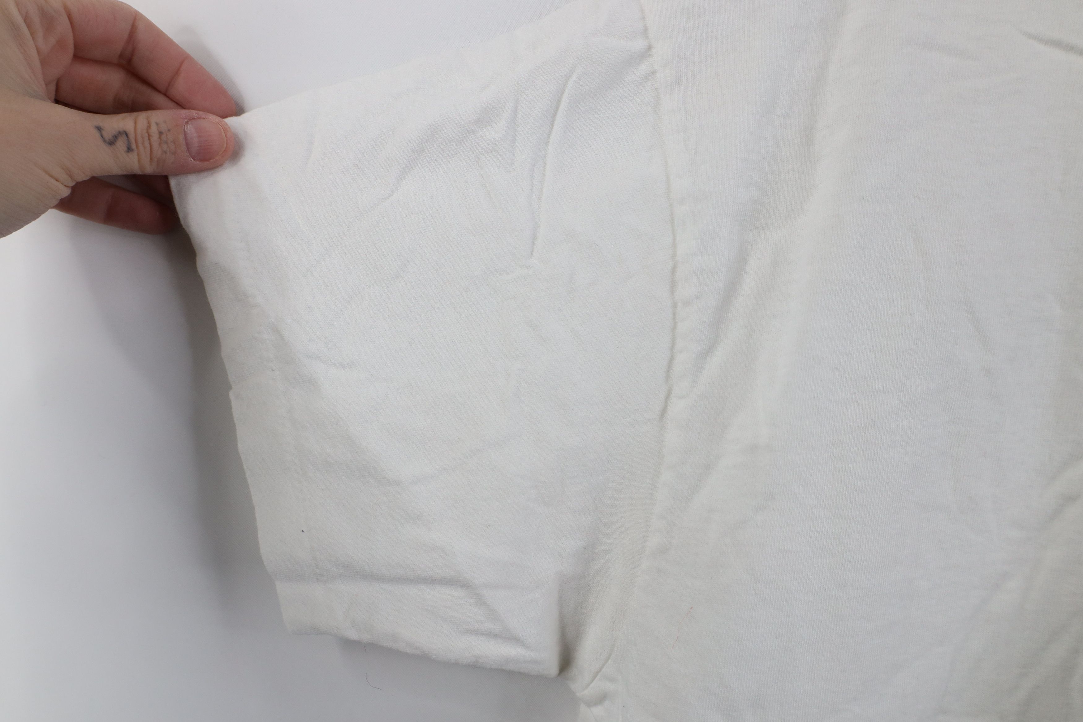 Hanes Vintage 90s Hanes Cotton Pocket Short Sleeve T-Shirt White Size US L / EU 52-54 / 3 - 8 Thumbnail