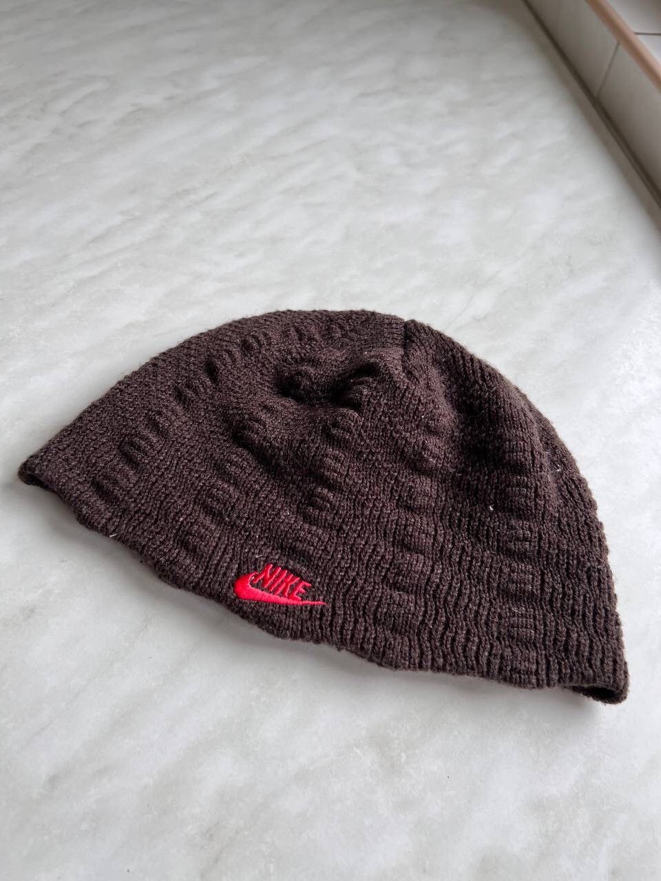 Nike Nike Vintage Knit Brown Geometrical Running Beanie Hat Size ONE SIZE - 1 Thumbnail