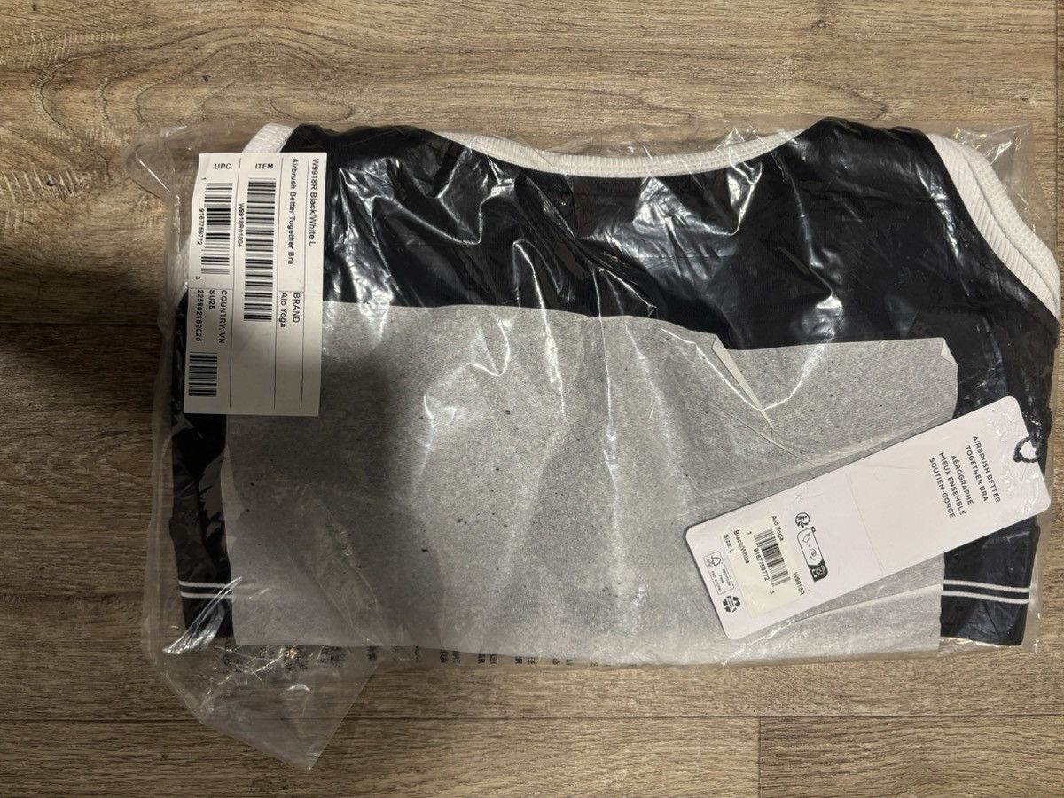 Alo Yoga Alo Yoga Together Bra Black & White Size Large- Brand New Size L / US 10 / IT 46 - 3 Thumbnail