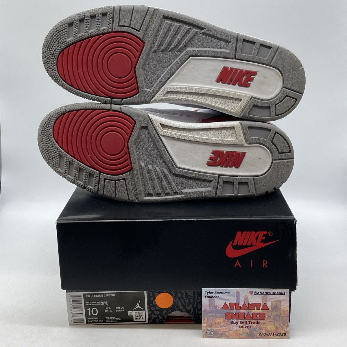 Jordan Brand Air Jordan 3 fire red Size US 10 / EU 43 - 7 Thumbnail