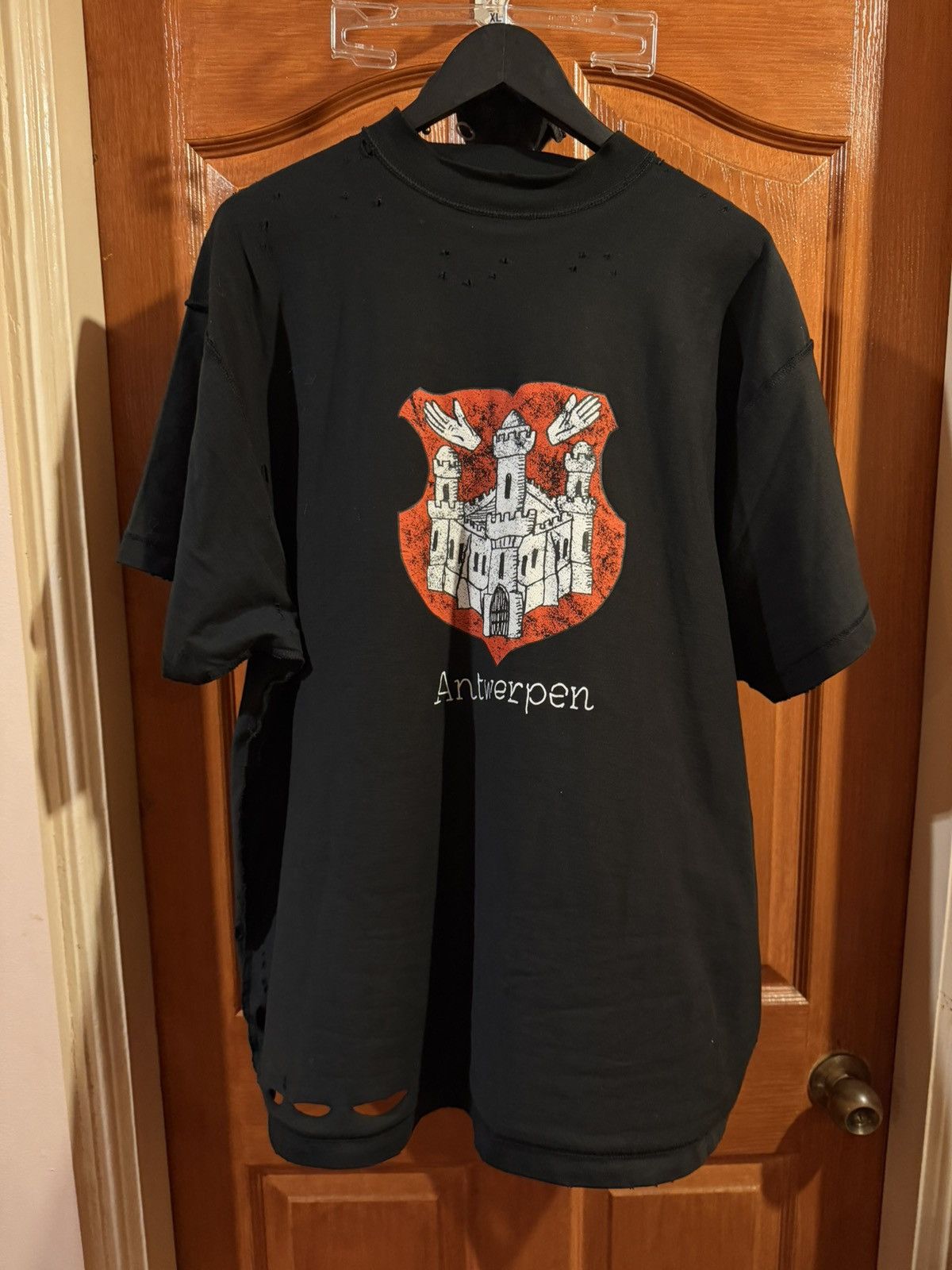 Balenciaga antwerpen tee