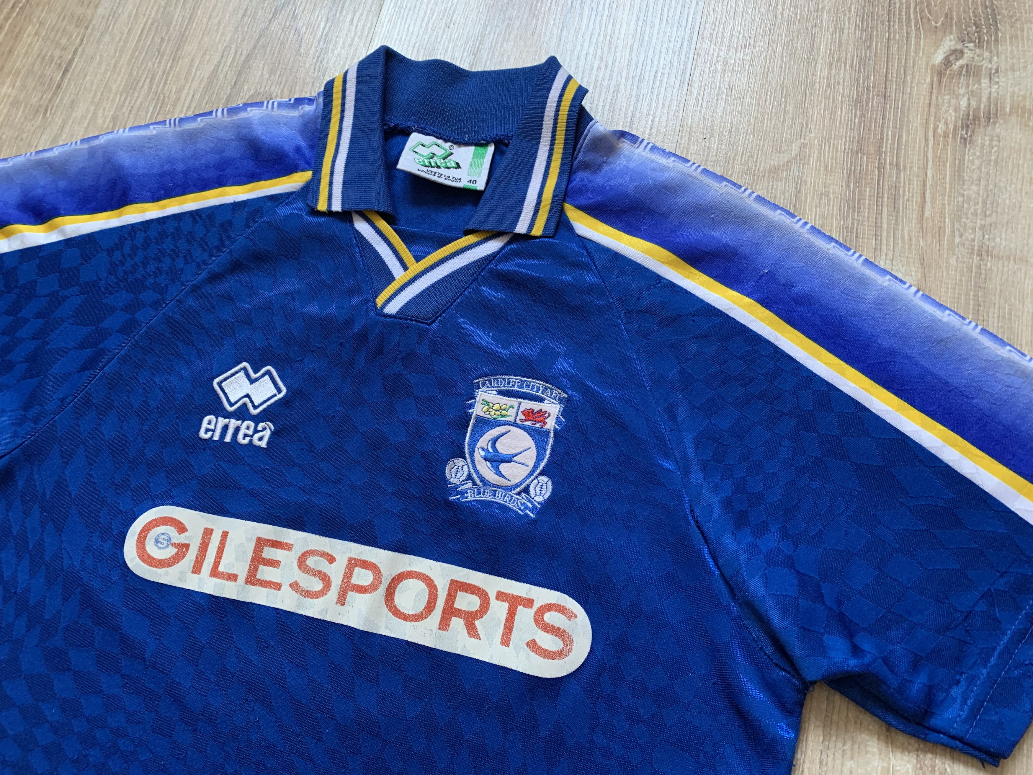 Errea Rare Errea Cardiff City Home Shirt 1997-1998 Size US XXS / EU 40 - 3 Thumbnail