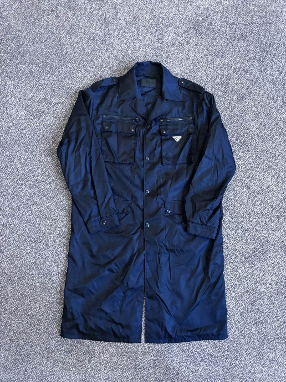 Prada Prada 2019 Enameled Metal Triangle Parka Size US M / EU 48-50 / 2 - 1 Thumbnail