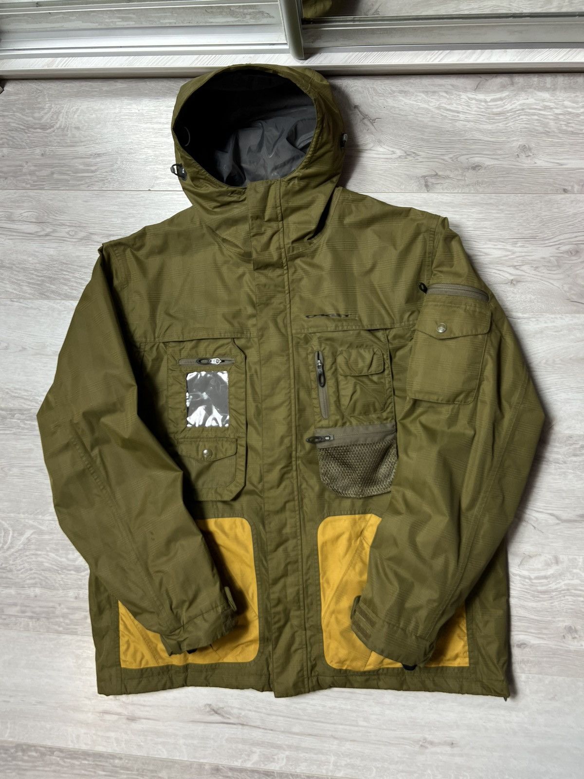 Oakley Road Fuel Jacket | Grailed