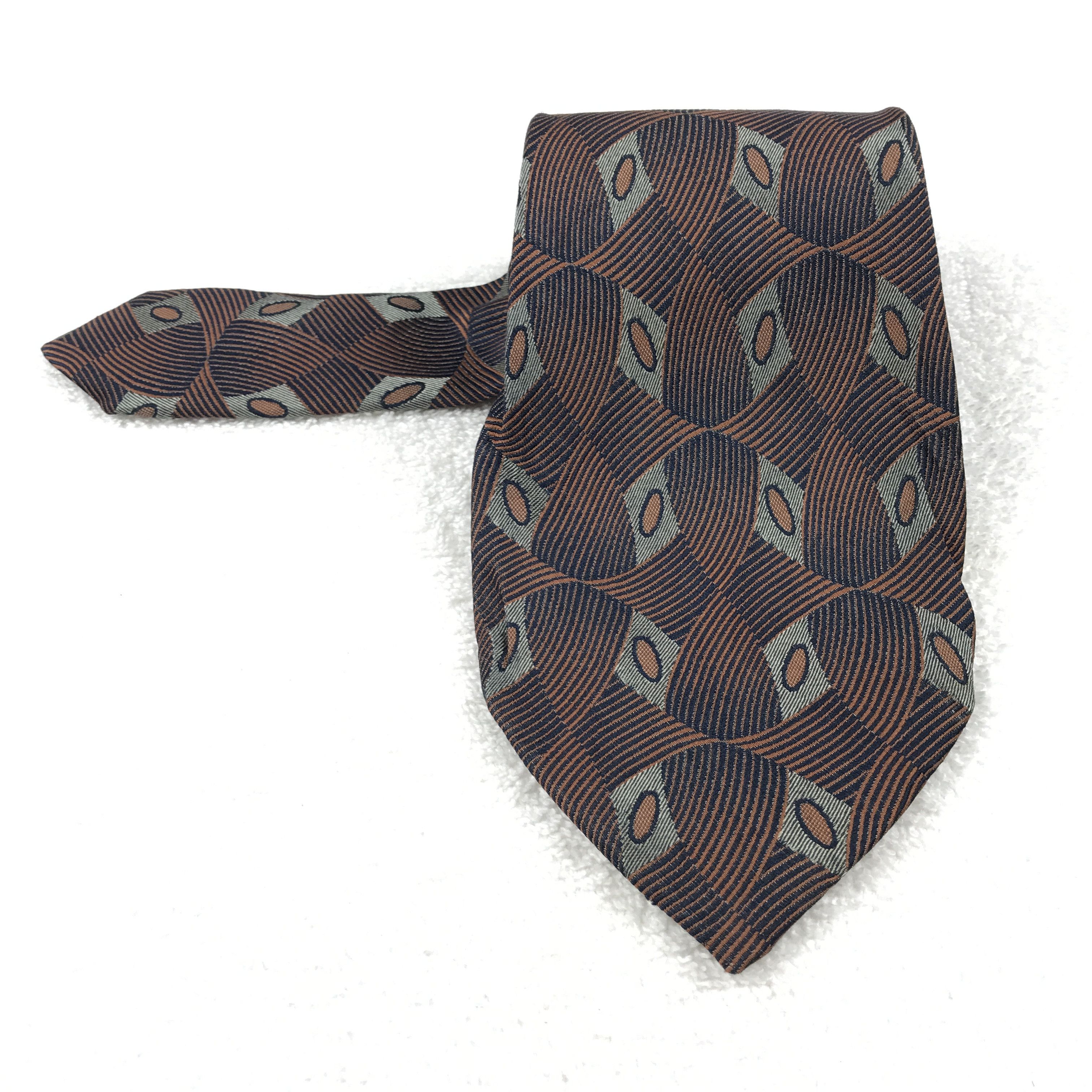 Giorgio Armani × Vintage Vintage Giorgio Armani Silk Necktie Size ONE SIZE - 1 Thumbnail