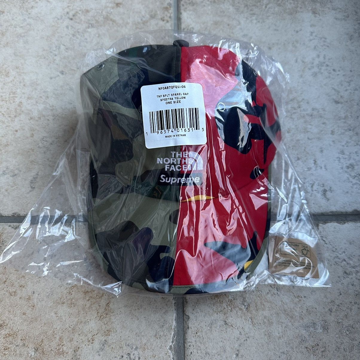 image of Supreme The North Face Split 6-Panel Camo, Men's