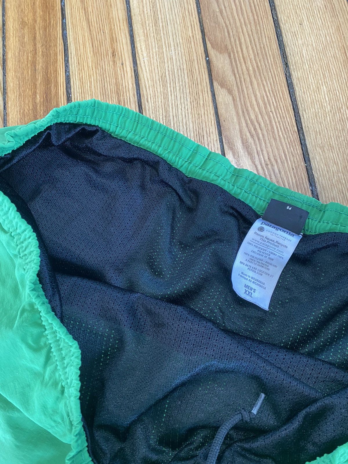 Patagonia Vintage Patagonia swim shorts XXL Size US 42 / EU 58 - 8 Thumbnail
