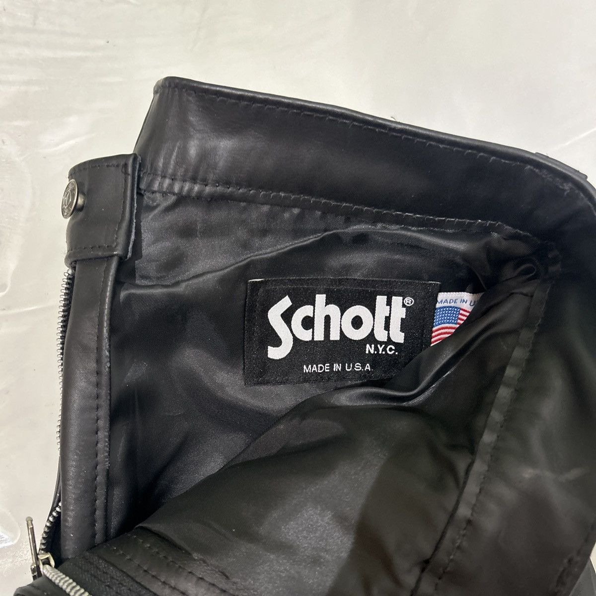 Schott Vintage Men’s 30x31 biker leather pants schott made in USA Size US 30 / EU 46 - 1 Thumbnail