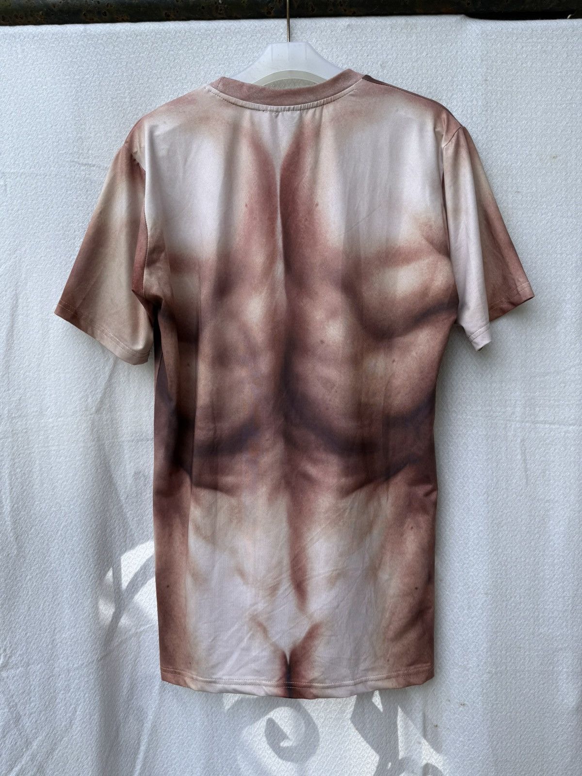 Japanese Brand Six pack body tee Size US L / EU 52-54 / 3 - 2 Thumbnail