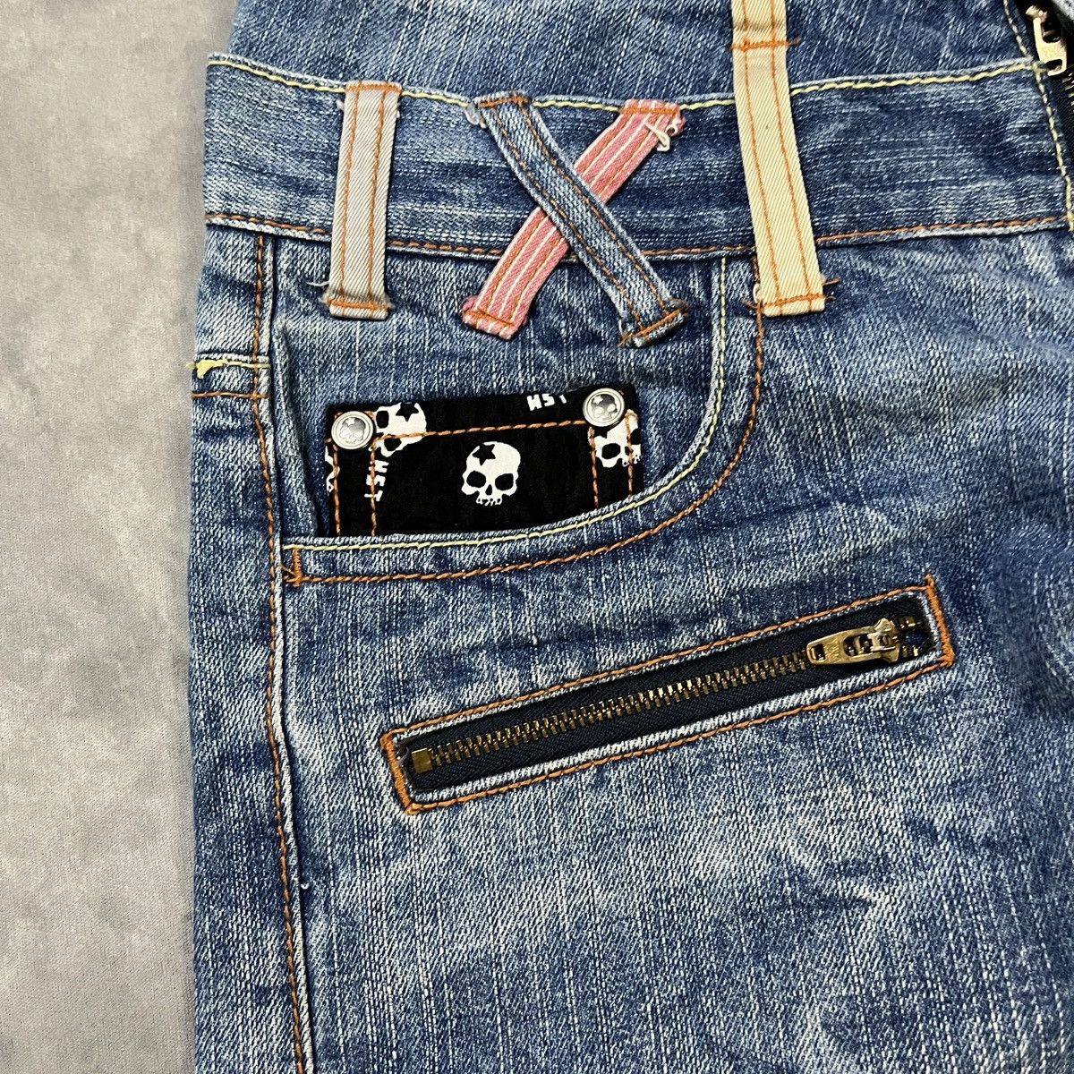 Japanese Brand BA-TSU STUDIO - JEANS MULTI BELT LOOP SKULL ART ARCHIVE Y2K Size US 27 - 5 Thumbnail