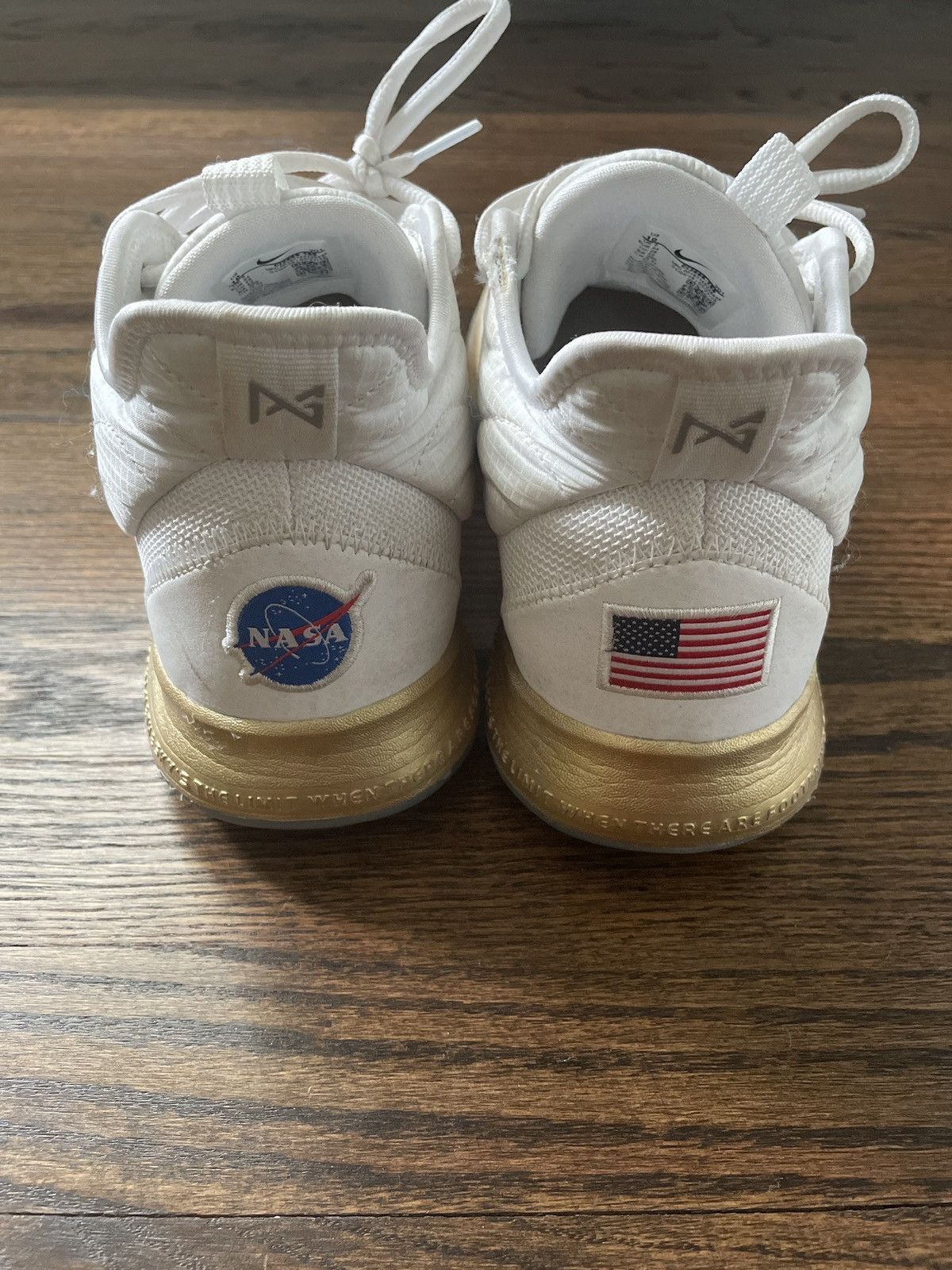 NASA × Nike PG3 Nasa Size US 10 / EU 43 - 4 Thumbnail