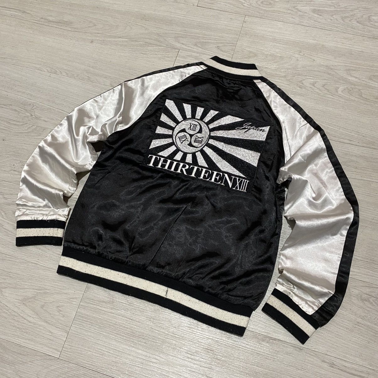 Japanese Brand 2000s y2k thriteen japan reversible sukajan jacket Size US S / EU 44-46 / 1 - 4 Thumbnail