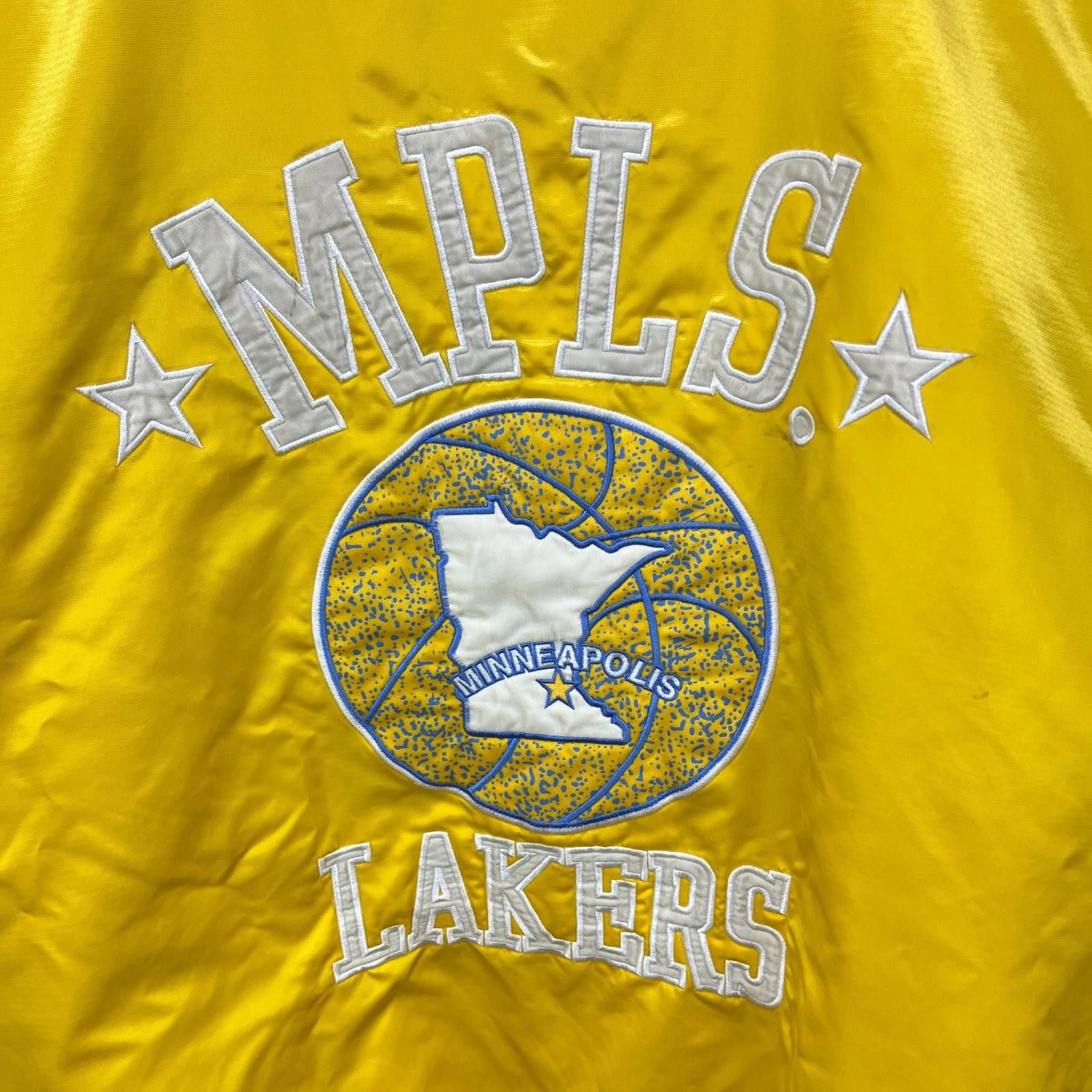 NBA Vintage Minneapolis Lakers Sand Bomber Jacket NBA 2XL Size US XXL / EU 58 / 5 - 2 Thumbnail