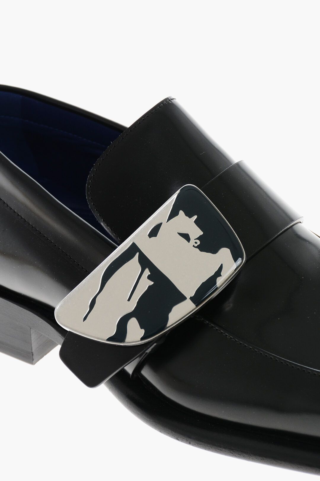 Burberry og1mm1125 Leather Shiled Loafers in Black Size US 7 / EU 40 - 4 Thumbnail