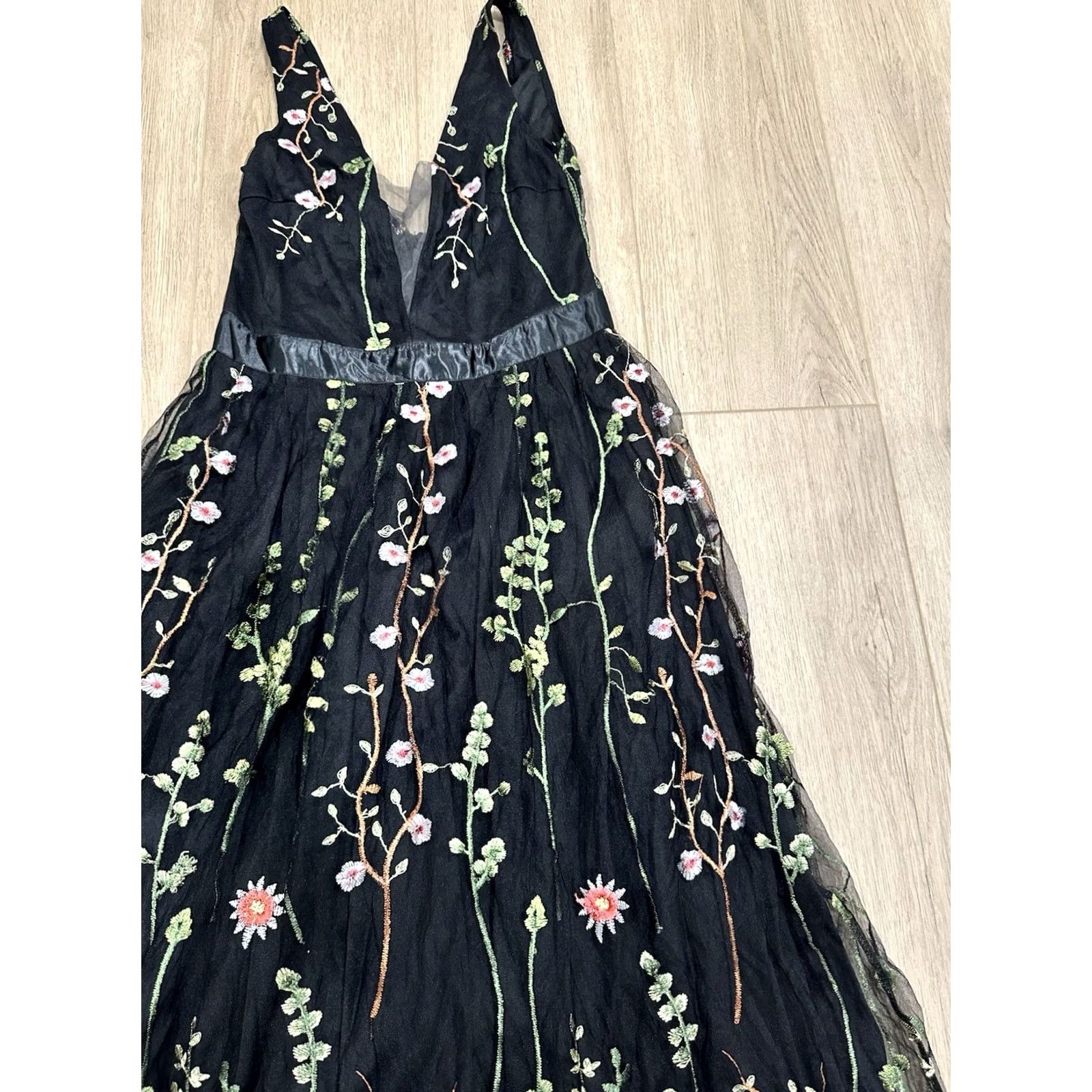 Marchesa VINTAGE? NWT Marchesa Notte Dress Size 2 Black Floral Elegant Evening Dress Size XS / US 0-2 / IT 36-38 - 5 Thumbnail