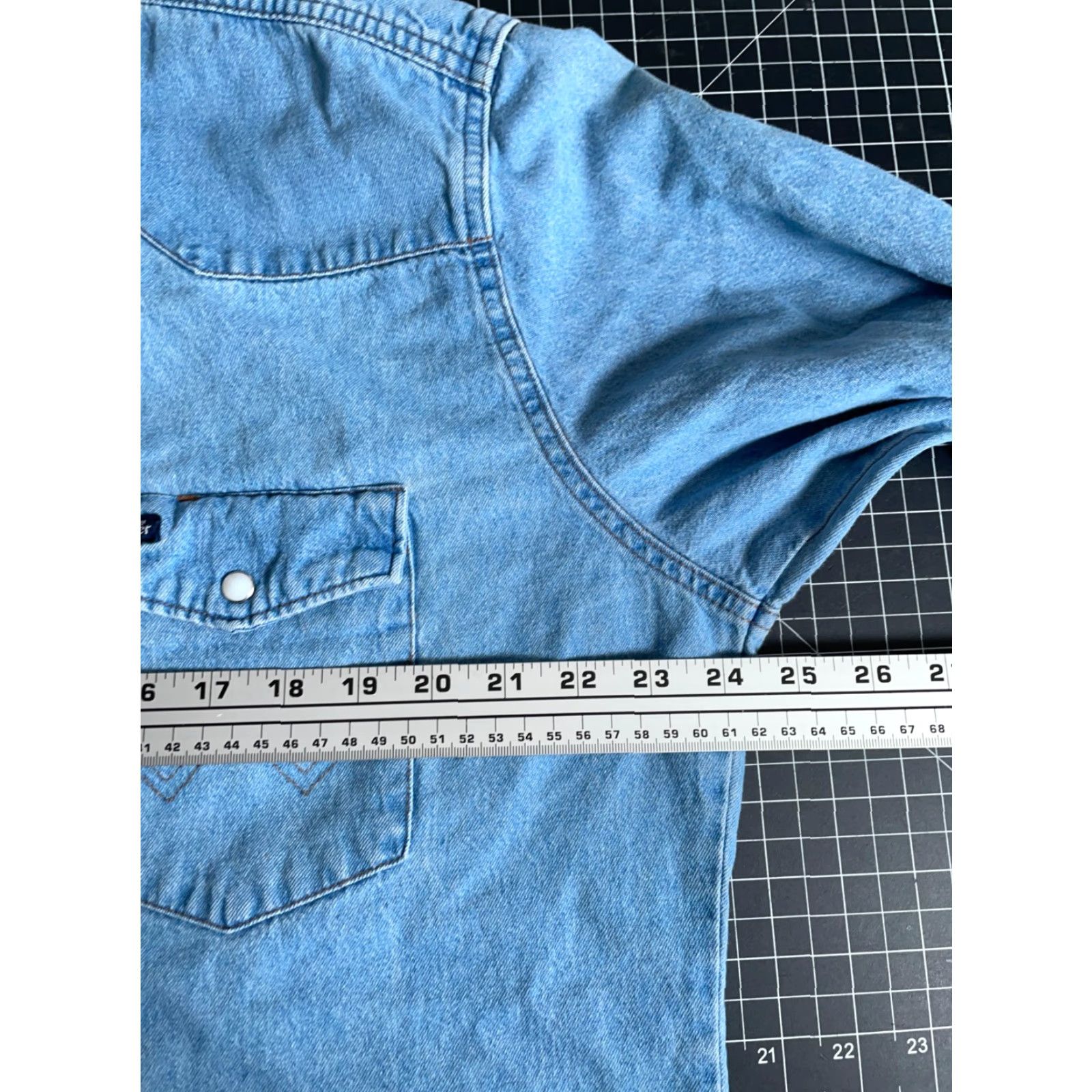 Wrangler VINTAGE Wrangler Denim Western Y2K Shirt XL Blue Pearl Snap Mens Cowboy Grunge Size US XL / EU 56 / 4 - 5 Thumbnail