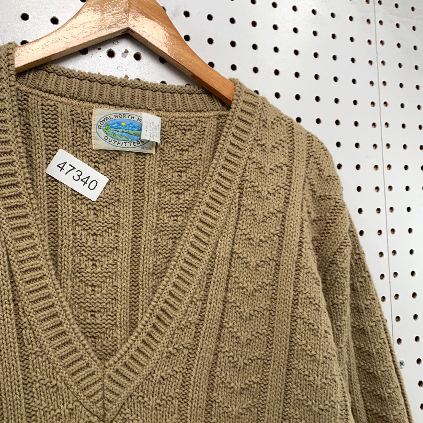 Vintage VINTAGE Royal North Mills Sweater Mens XL Brown Knitted Orlon Acrylic Made USA Sweater Pullover Mens XL Brown USA Knit Autumn Winter Casual Mens Size US XL / EU 56 / 4 - 6 Thumbnail
