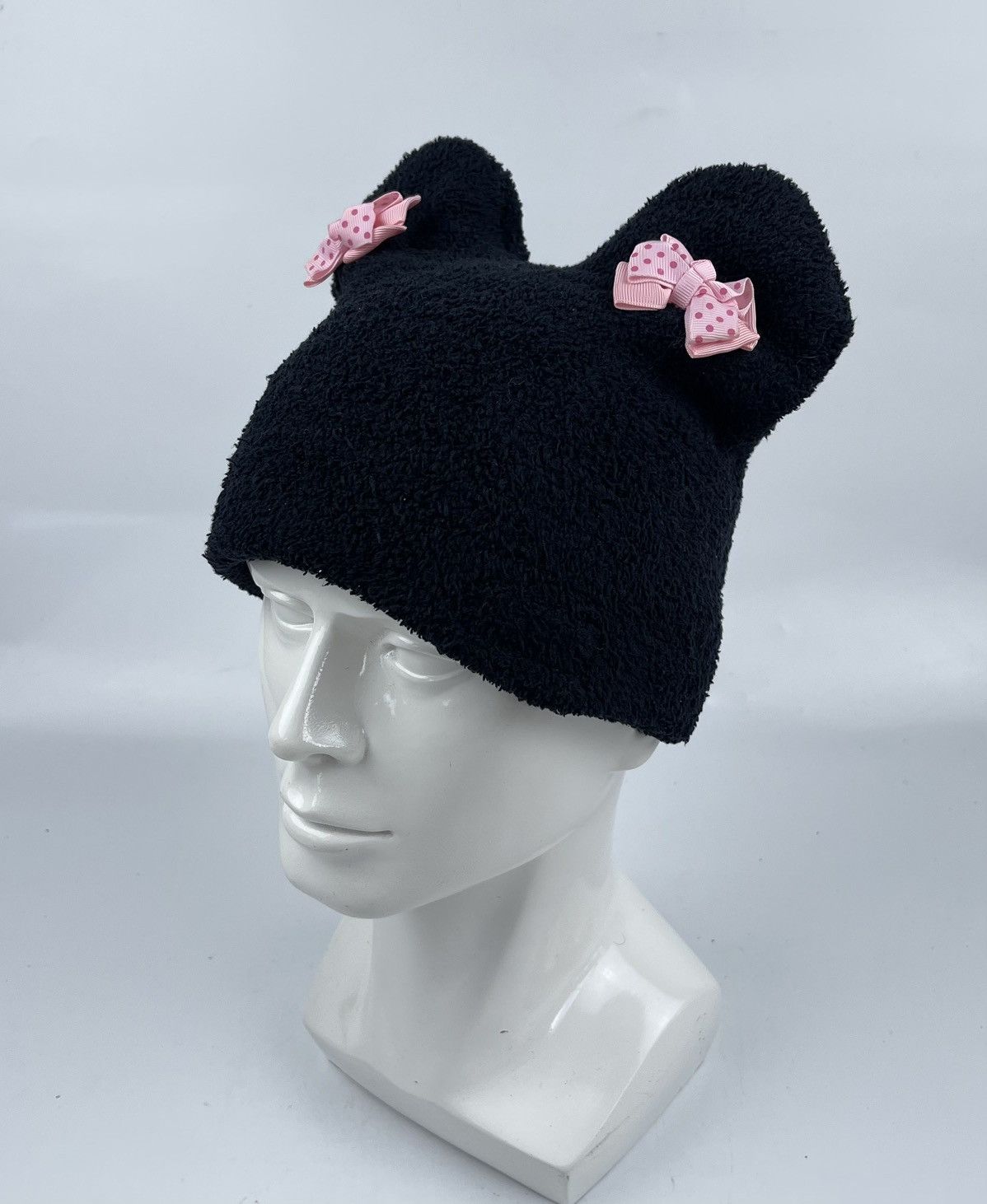 image of Panpan Tutu Beanie Hat With Ear Tc24 in Black, Women's