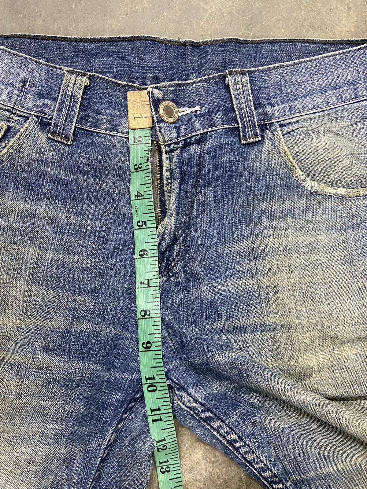 Levi's Vintage Vintage Levis Jeans Grunge Distressed Kurt Cobain Size US 34 / EU 50 - 12 Thumbnail