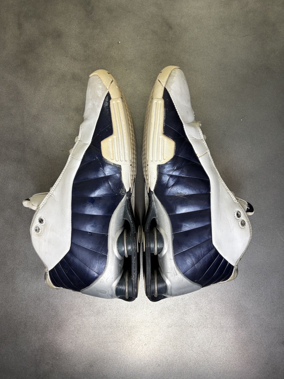 Nike × Vintage OG 2001 Nike Shox BB4 Vintage Nike Vince Carter Basketball Size US 10.5 / EU 43-44 - 4 Thumbnail