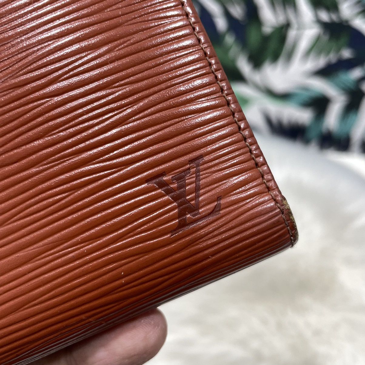 Louis Vuitton Authentic LOUIS VUITTON EPI Leather Kisslock Bifold Wallet Size ONE SIZE - 2 Thumbnail