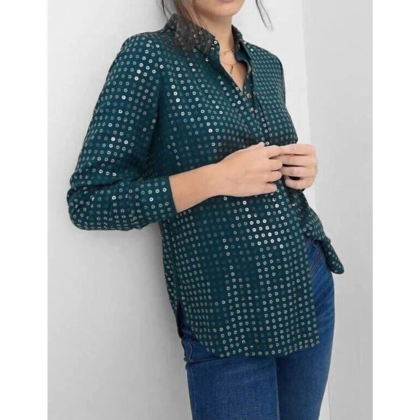 Anthropologie NWT ANTHROPOLOGIE PILCRO James Sequin Shirt Top Sz S $128 Size S / US 4 / IT 40 - 1 Thumbnail