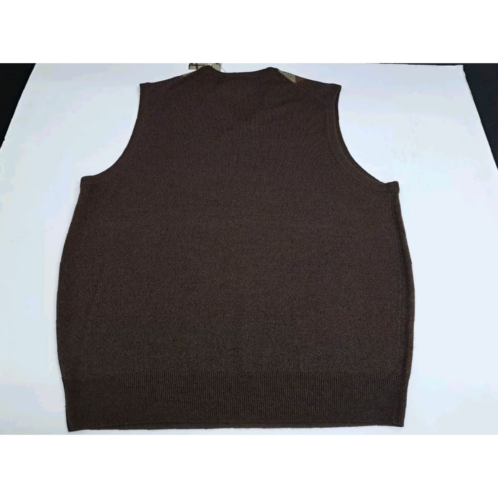 Dockers NWT Dockers Men's Brown Acrylic Extra Soft Fine Gauge Vest XL Argyle/Diamond Knit Pullover Vest Regular Mens Autumn Winter Fall Spring Name: DOCKERS Size US XL / EU 56 / 4 - 3 Thumbnail