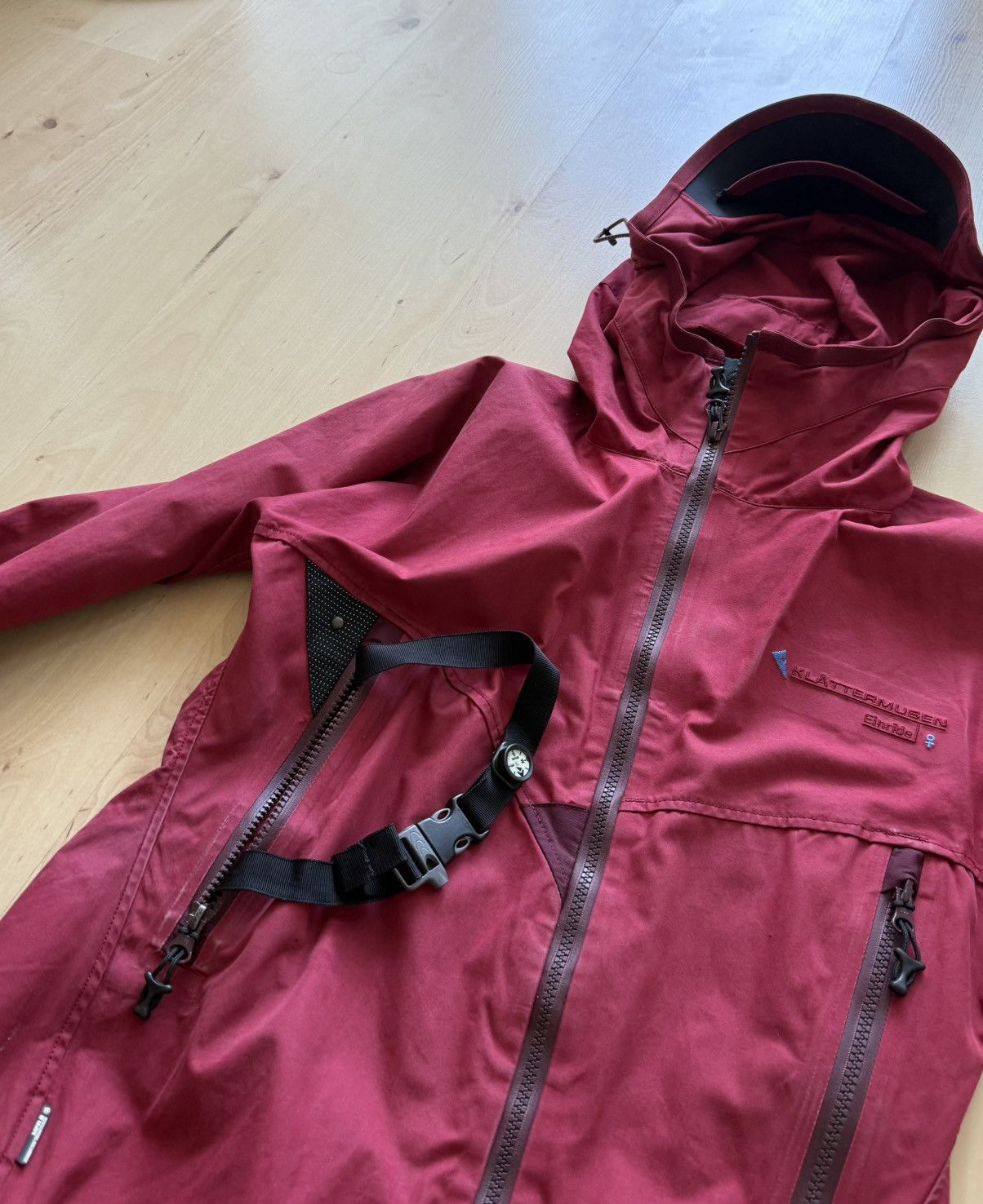 Klattermusen Klattermusen Einride eta proof outdoor jacket Size M / US 6-8 / IT 42-44 - 8 Thumbnail