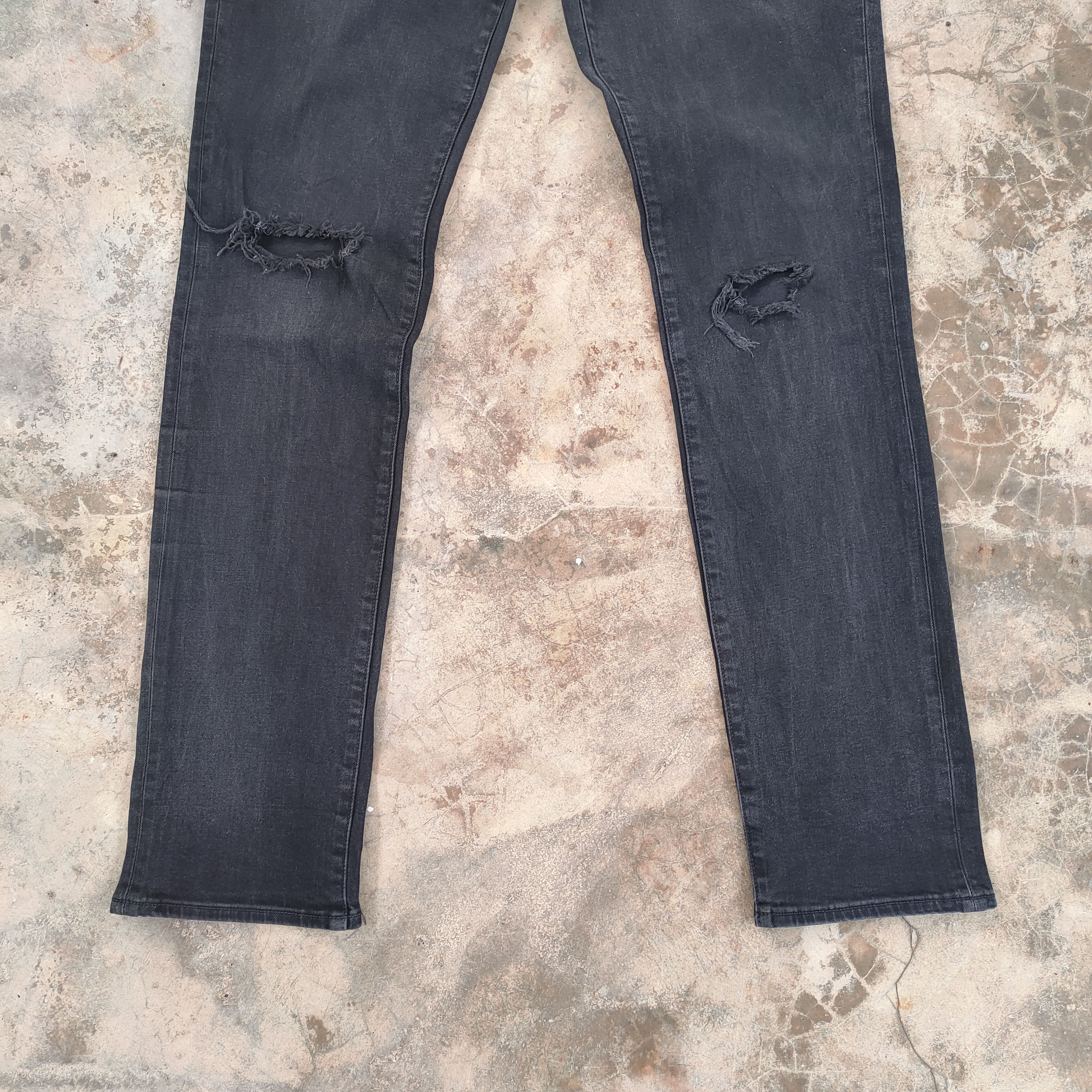 Japanese Brand VINTAGE JAPANESE SKINNY BLACK RIPPED DENIM PANTS Size US 34 / EU 50 - 4 Thumbnail