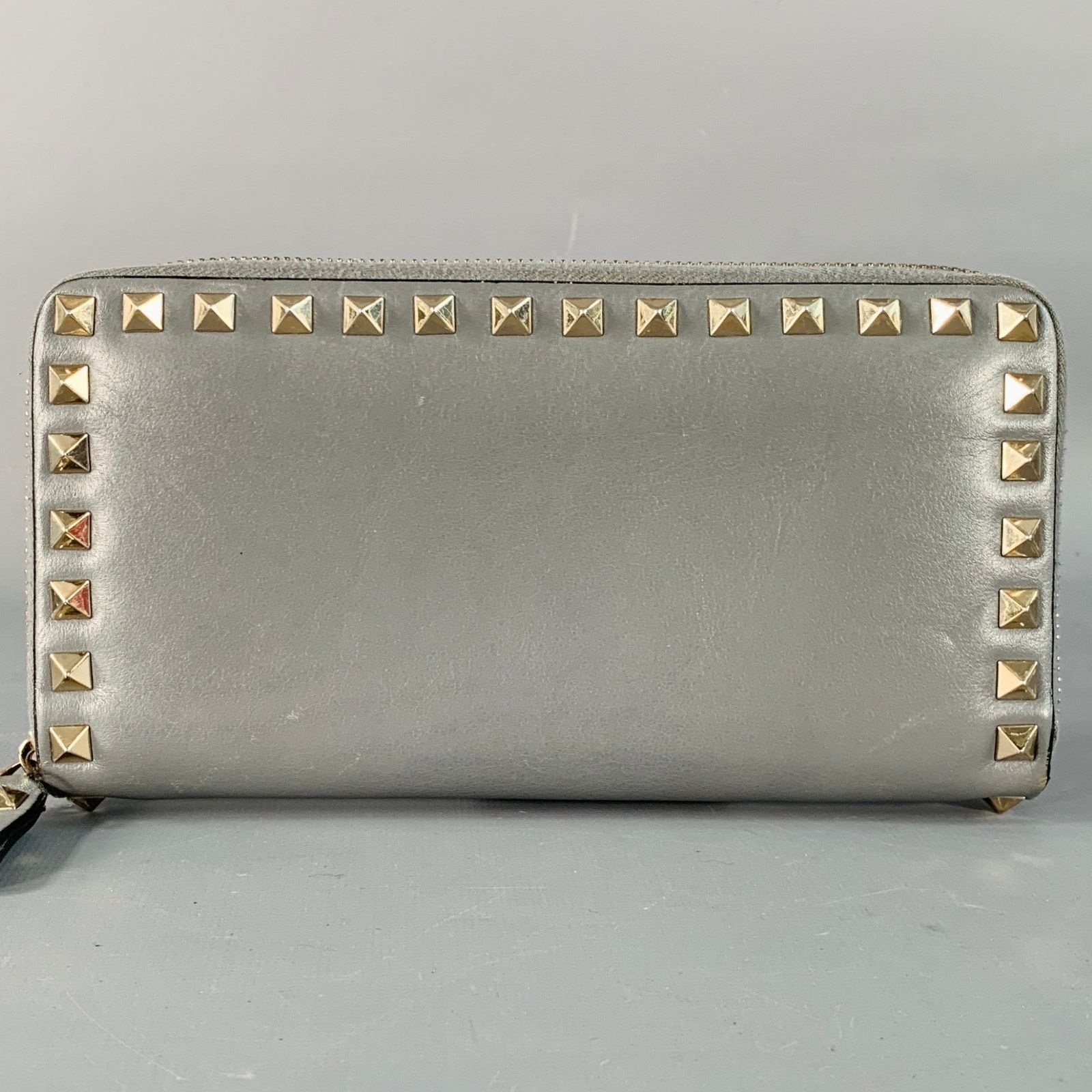Valentino Rockstud Grey Gold Studded Leather Checkbook Wallet Size ONE SIZE - 2 Thumbnail