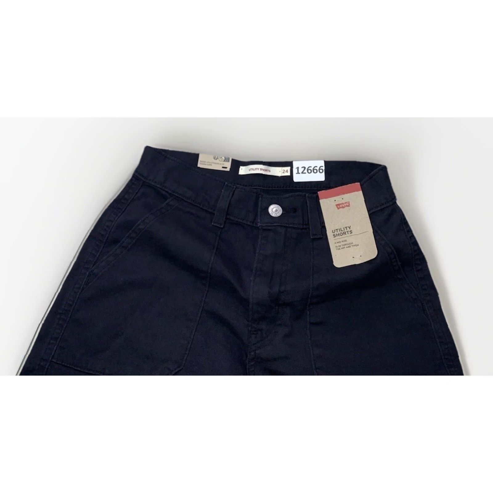 Levi's VINTAGE Levi’s Utility Shorts Black 24 Womens Mid Rise Stretch NWT Casual American 90s-Modern Size 42" / US 20 - 2 Thumbnail