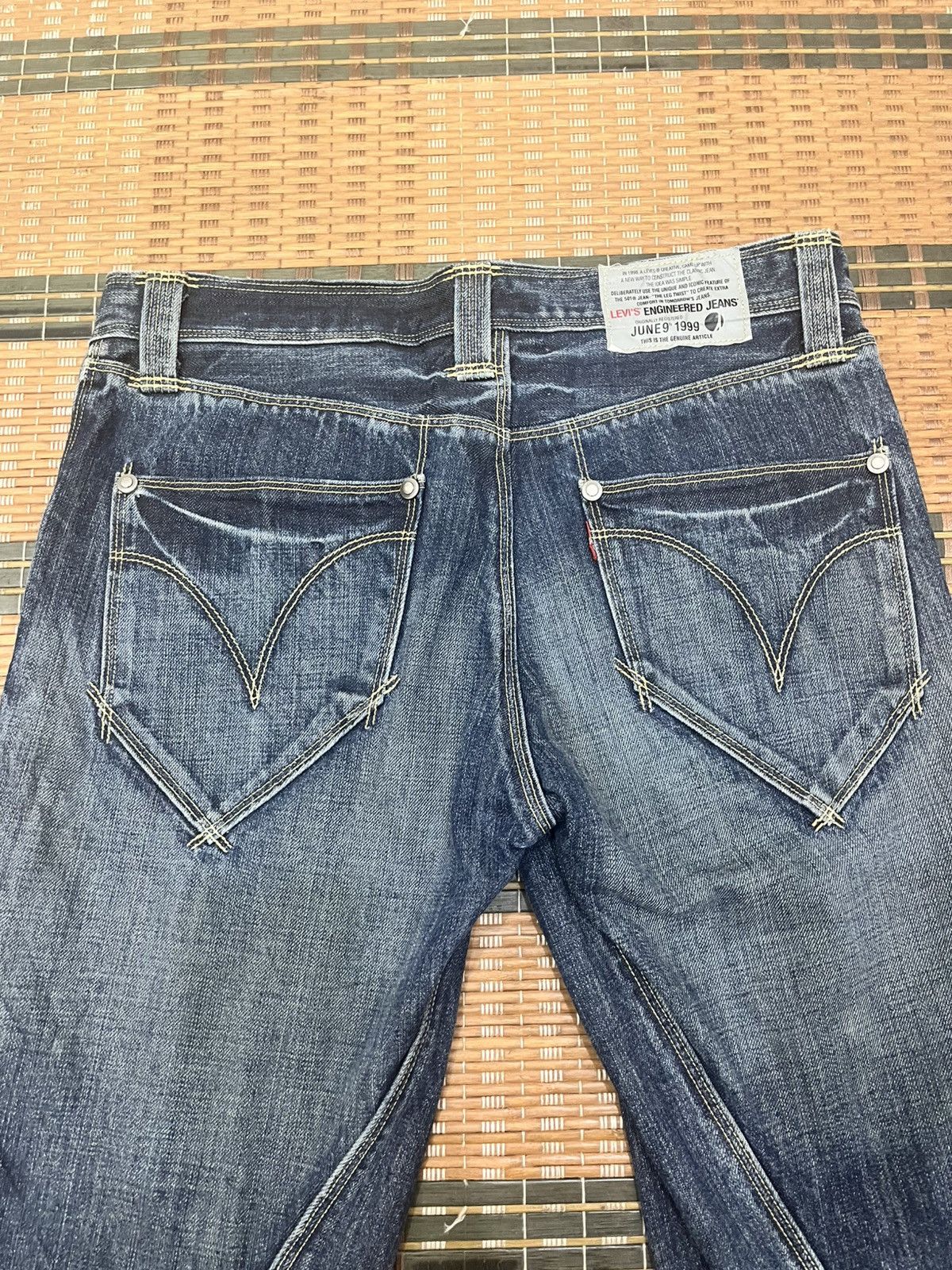 Levi's LEVIS ENGINEERED JEANS TWISTED LEG DENIM Size US 30 / EU 46 - 6 Thumbnail