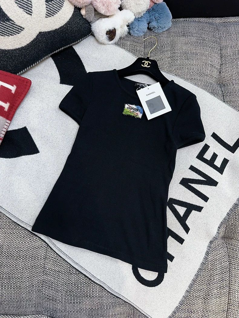 Chanel Chanel 23C embroidered stud beads sequin letter black shor Size XS / US 0-2 / IT 36-38 - 1 Thumbnail
