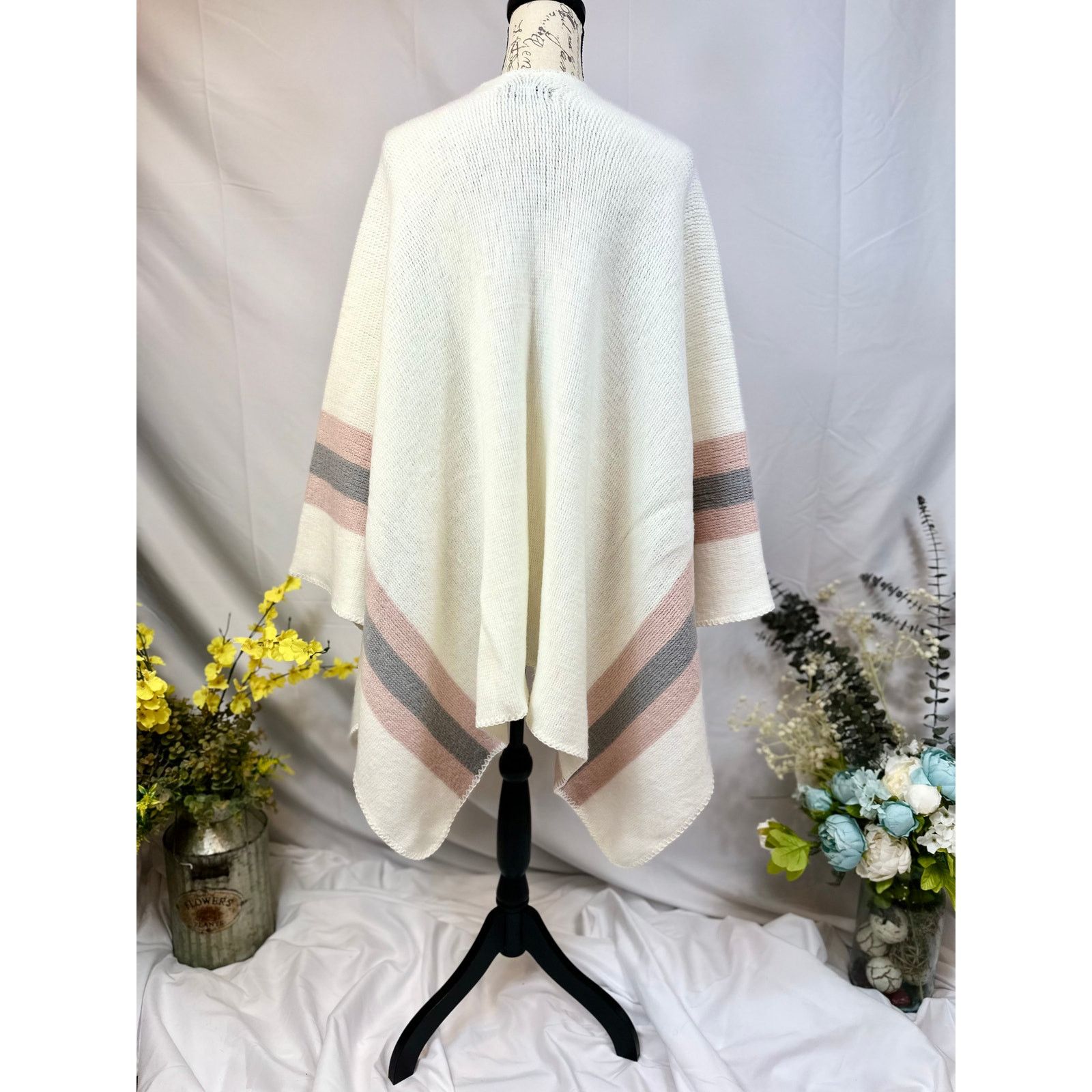 Steve Madden Steve Madden Kimono Shawl Poncho w/Pastel Pink/Purple XL Size XL / US 12-14 / IT 48-50 - 7 Thumbnail