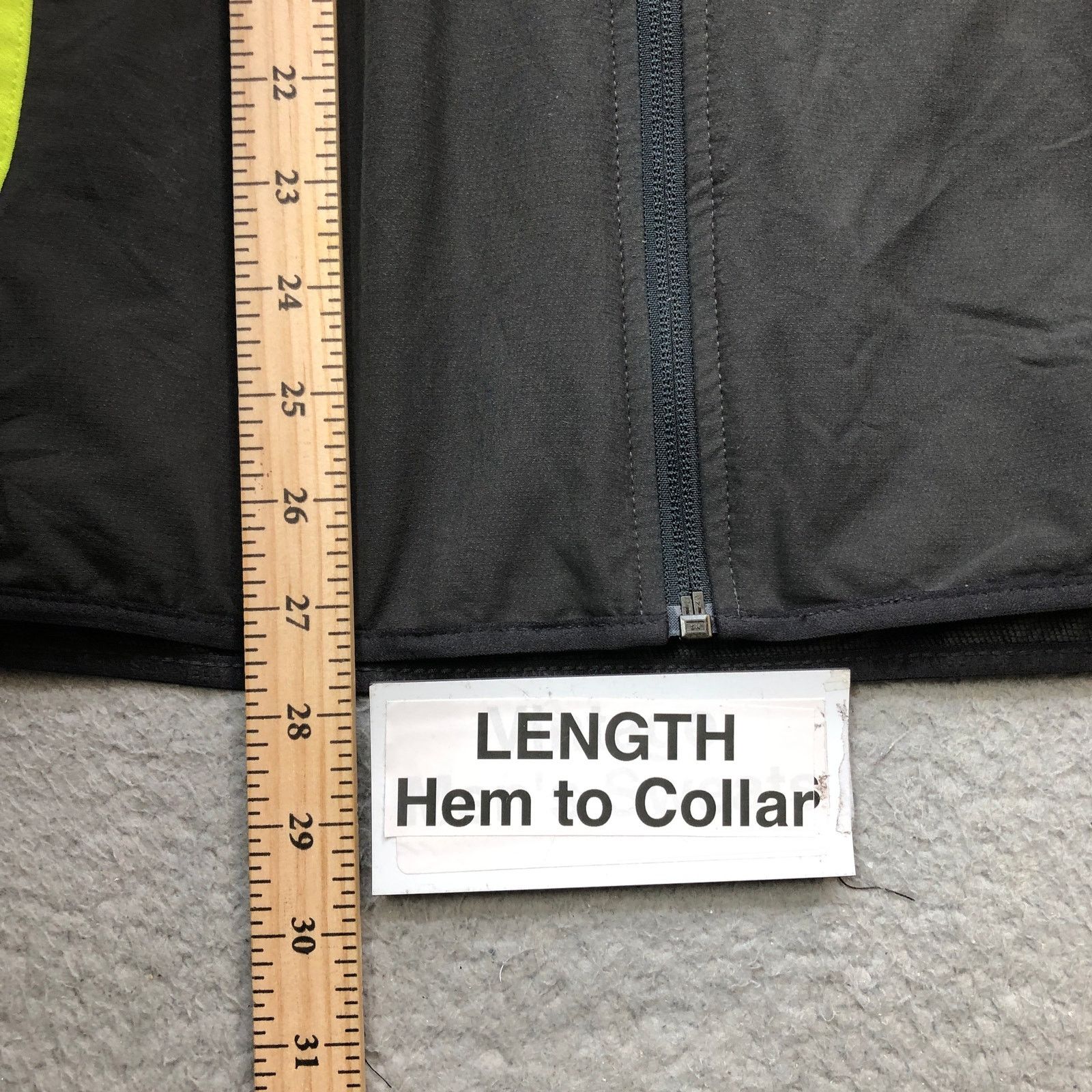 Helly Hansen Helly Hansen Gray Yellow Lined Windbreaker Jacket Mens L Size US L / EU 52-54 / 3 - 5 Thumbnail