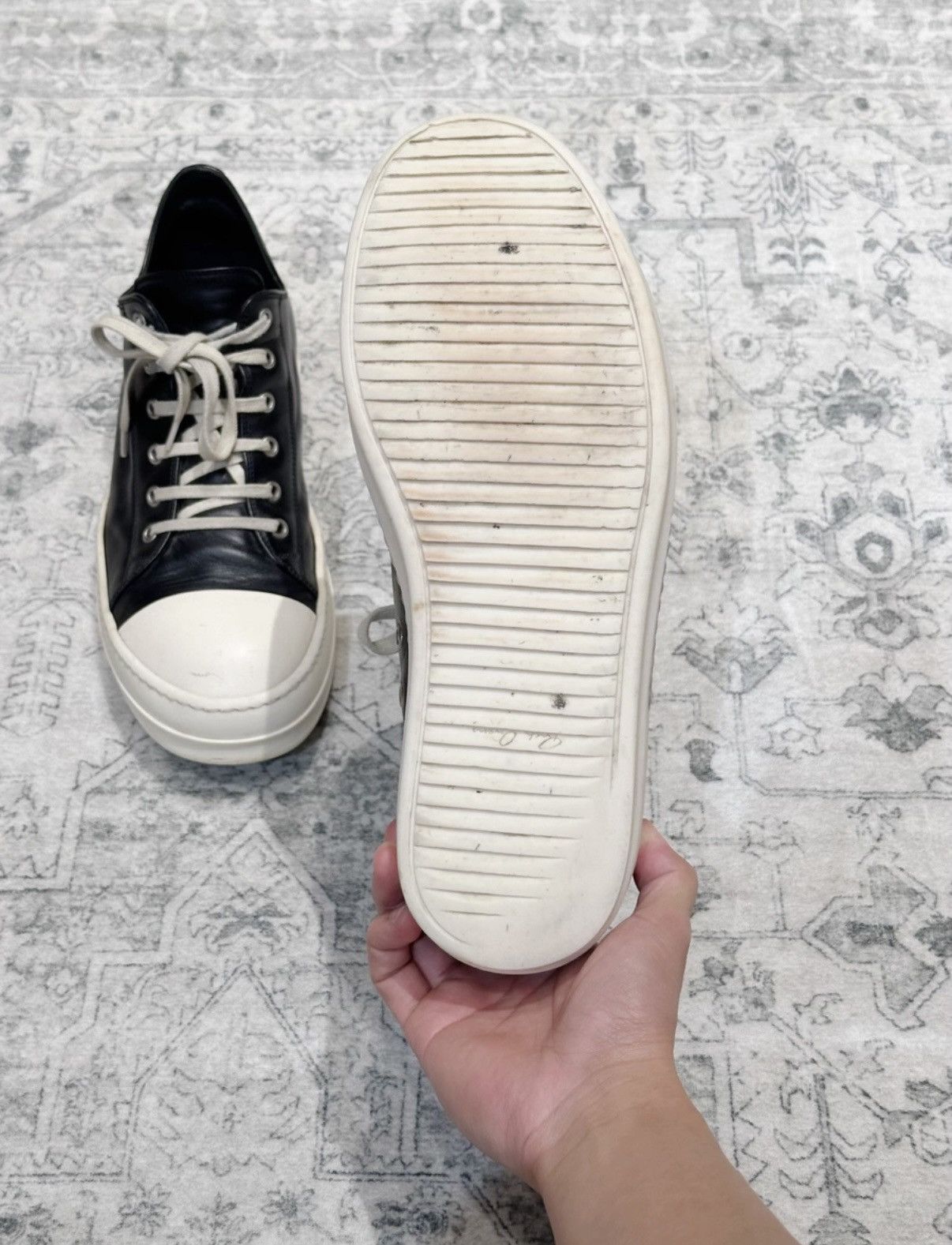 Rick Owens Rick Owens low-top classic black and white leather sneakers Size US 9.5 / EU 42-43 - 9 Thumbnail