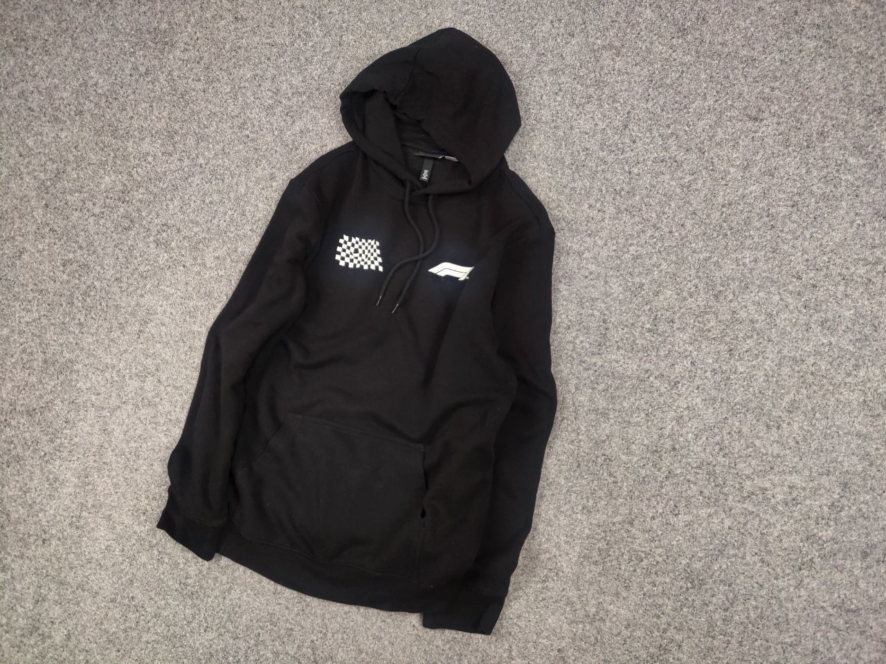 Formula 1 Formula 1 Classic Racing H&M logo Black Hoodie Size US S / EU 44-46 / 1 - 3 Thumbnail
