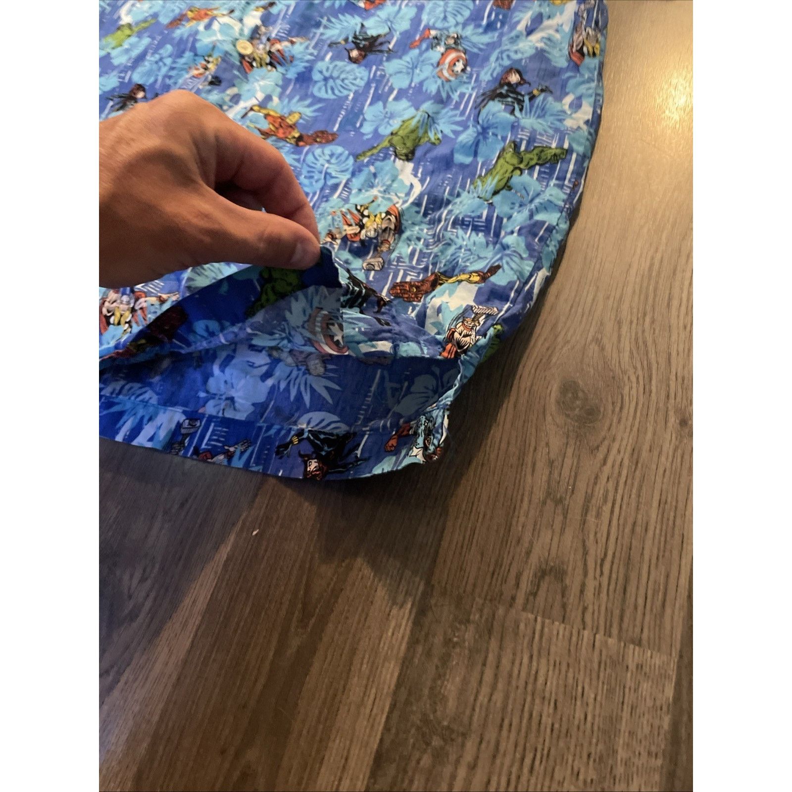 Other MARVEL AVENGERS Blue TROPICAL Floral HAWAIIAN SHIRT Size US L / EU 52-54 / 3 - 5 Thumbnail