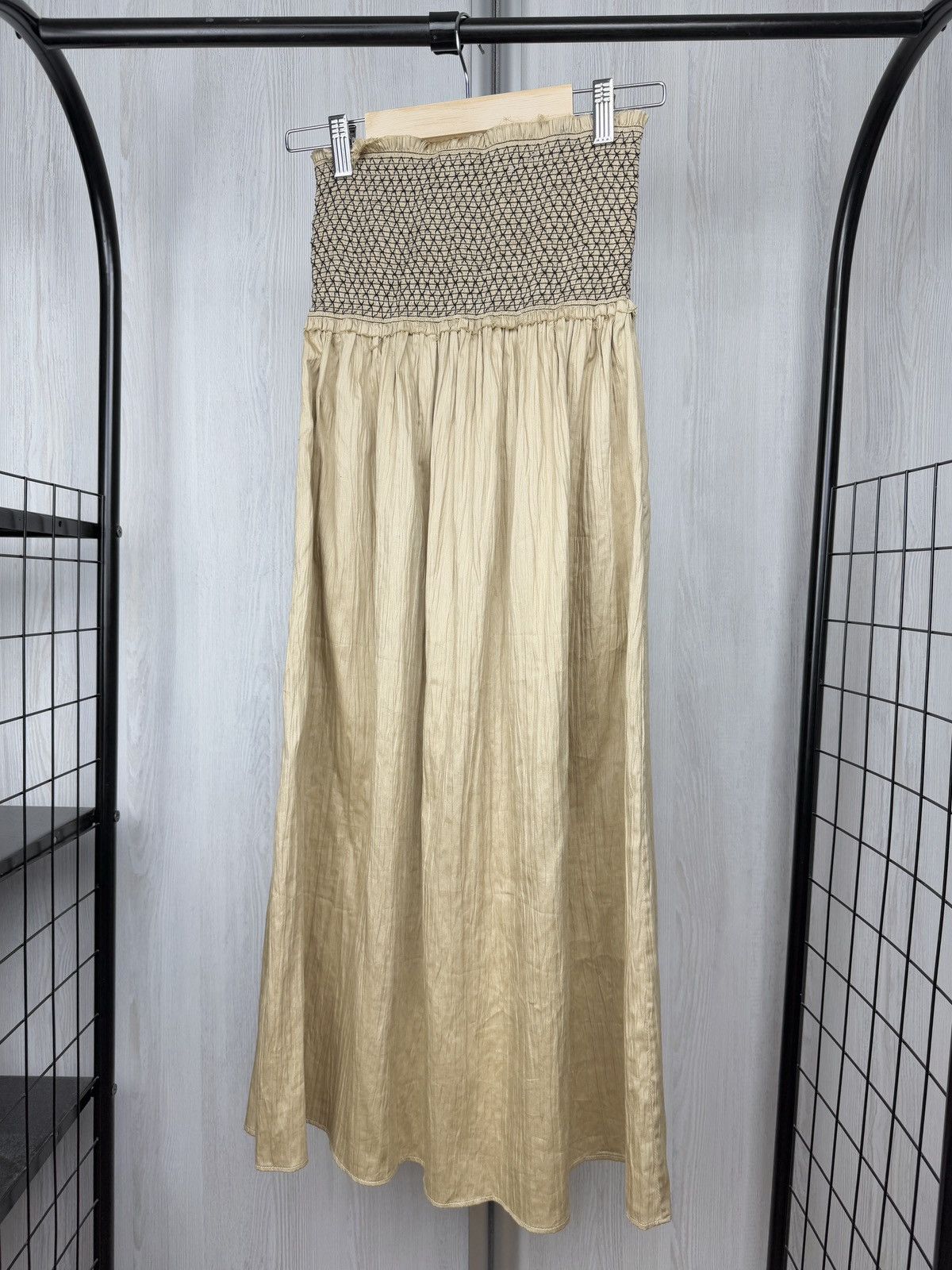 Toteme Toteme Safara Ruched Waist Smock mid length beige skirt Size 27" / US 4 / IT 40 - 6 Thumbnail