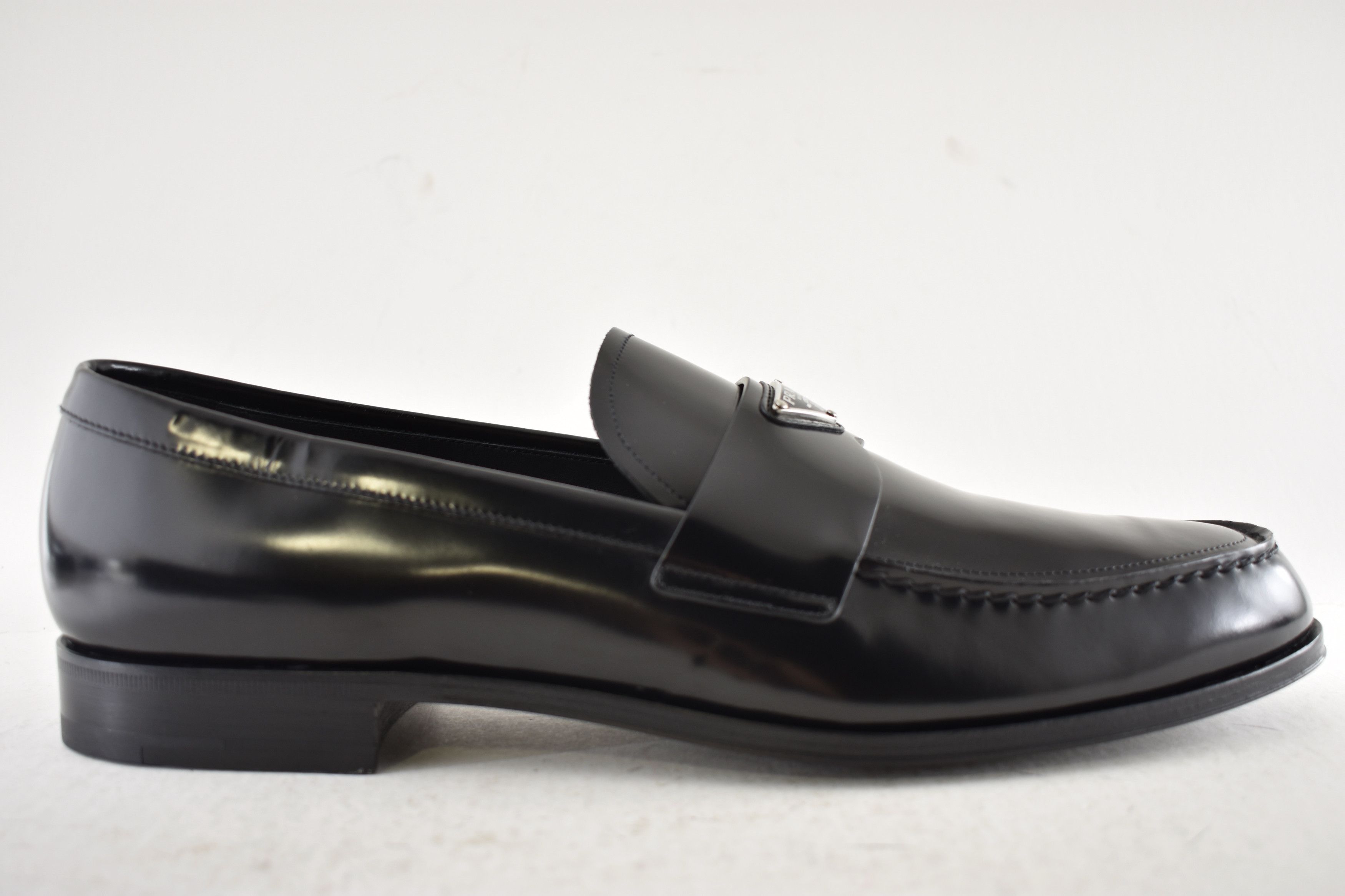 Prada Prada Leather Logo Classic Loafer Slip On Flat UK 12 US 13 Size US 13 / EU 46 - 2 Thumbnail