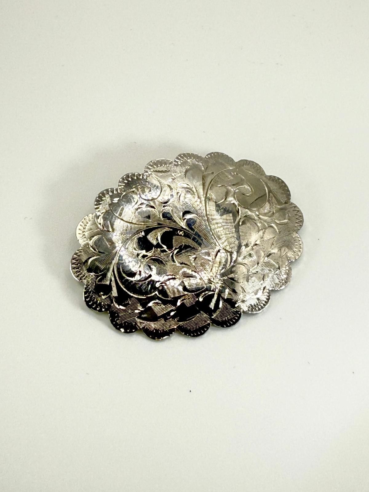 Vintage 70's Gold Filled Floral Engraved Concho Brooch Size ONE SIZE - 1 Thumbnail