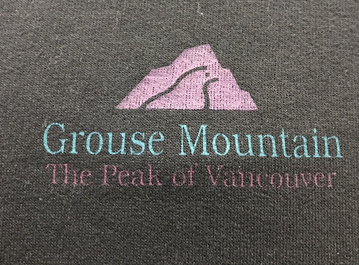 Vintage Vintage Island Surf Grouse Mountain Sweatshirt Size US L / EU 52-54 / 3 - 8 Thumbnail