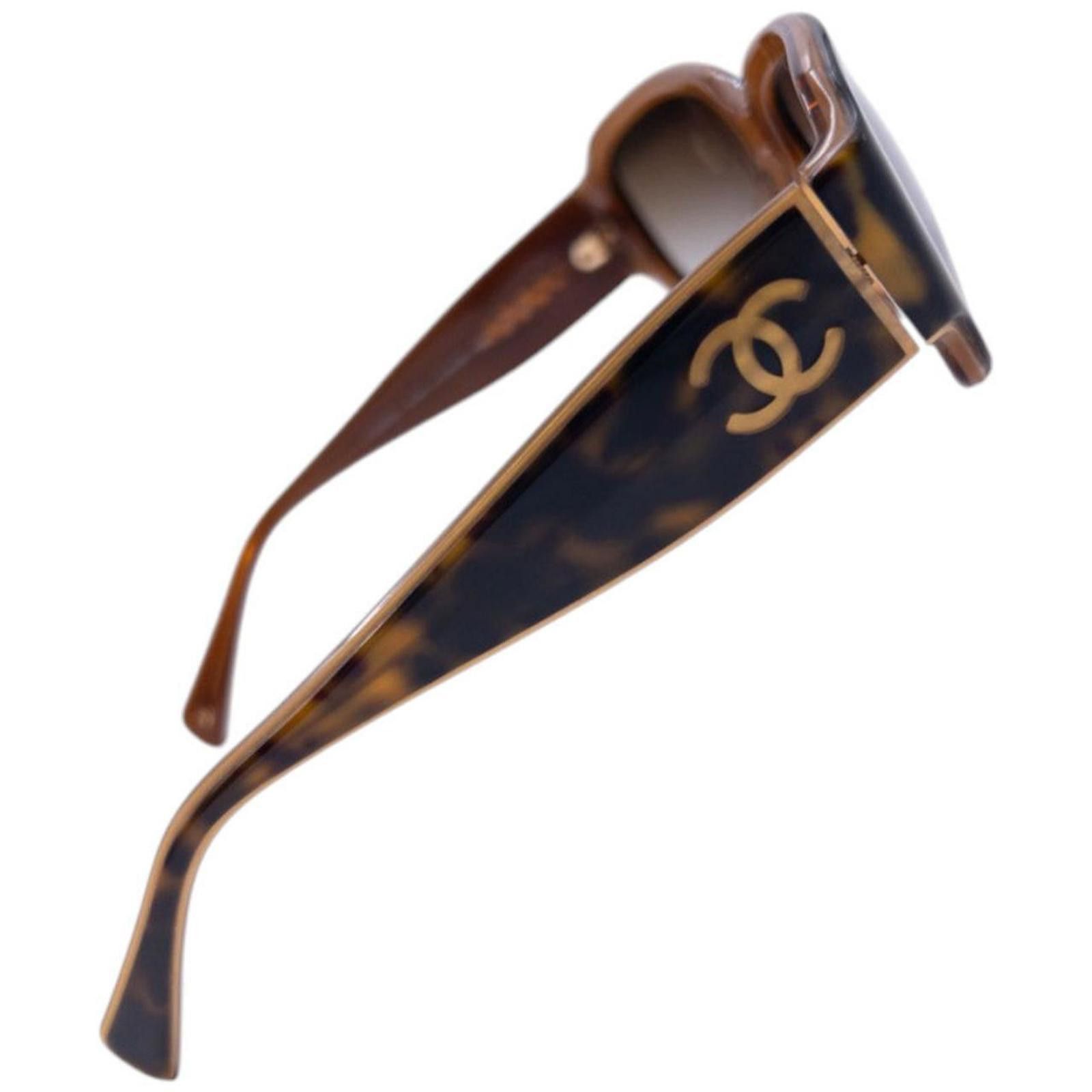 Chanel Vintage Chanel Tortoise Shell Sunglasses Size ONE SIZE - 3 Thumbnail