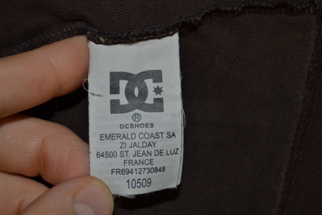 DC × Vintage Vintage DC SHOES Faded t-shirt L Size US L / EU 52-54 / 3 - 8 Thumbnail