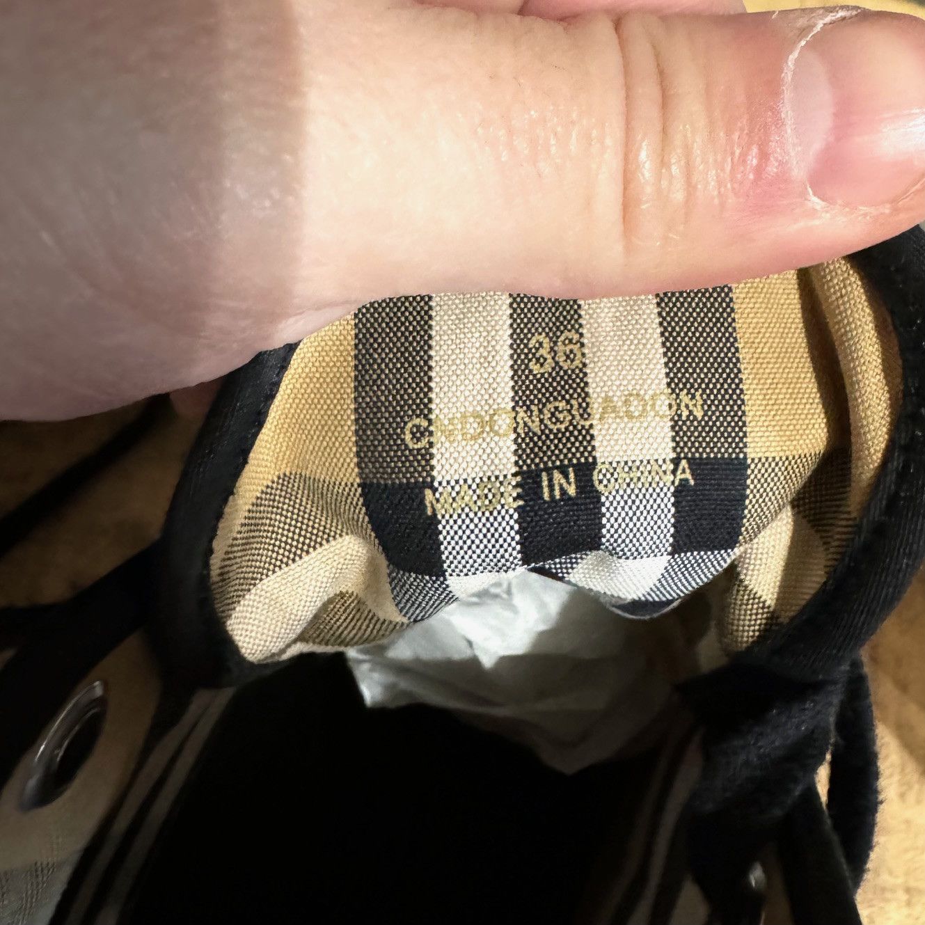 Burberry Burberry Black Canvas Knight Embroidered Kingly Big Sneakers Size US 6 / IT 36 - 10 Thumbnail